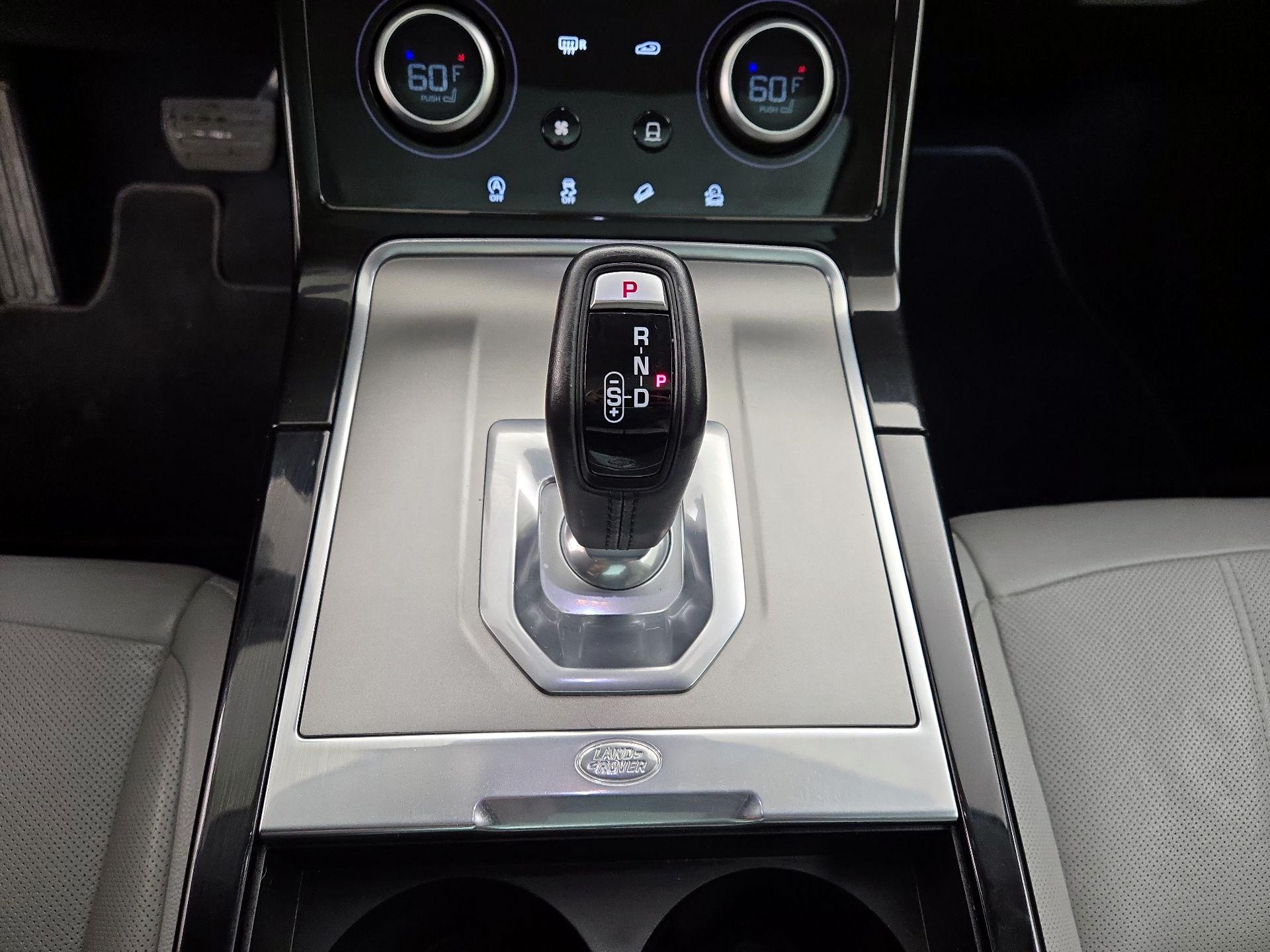 Thumbnail: 2022 Land Rover Range Rover Evoque - 18