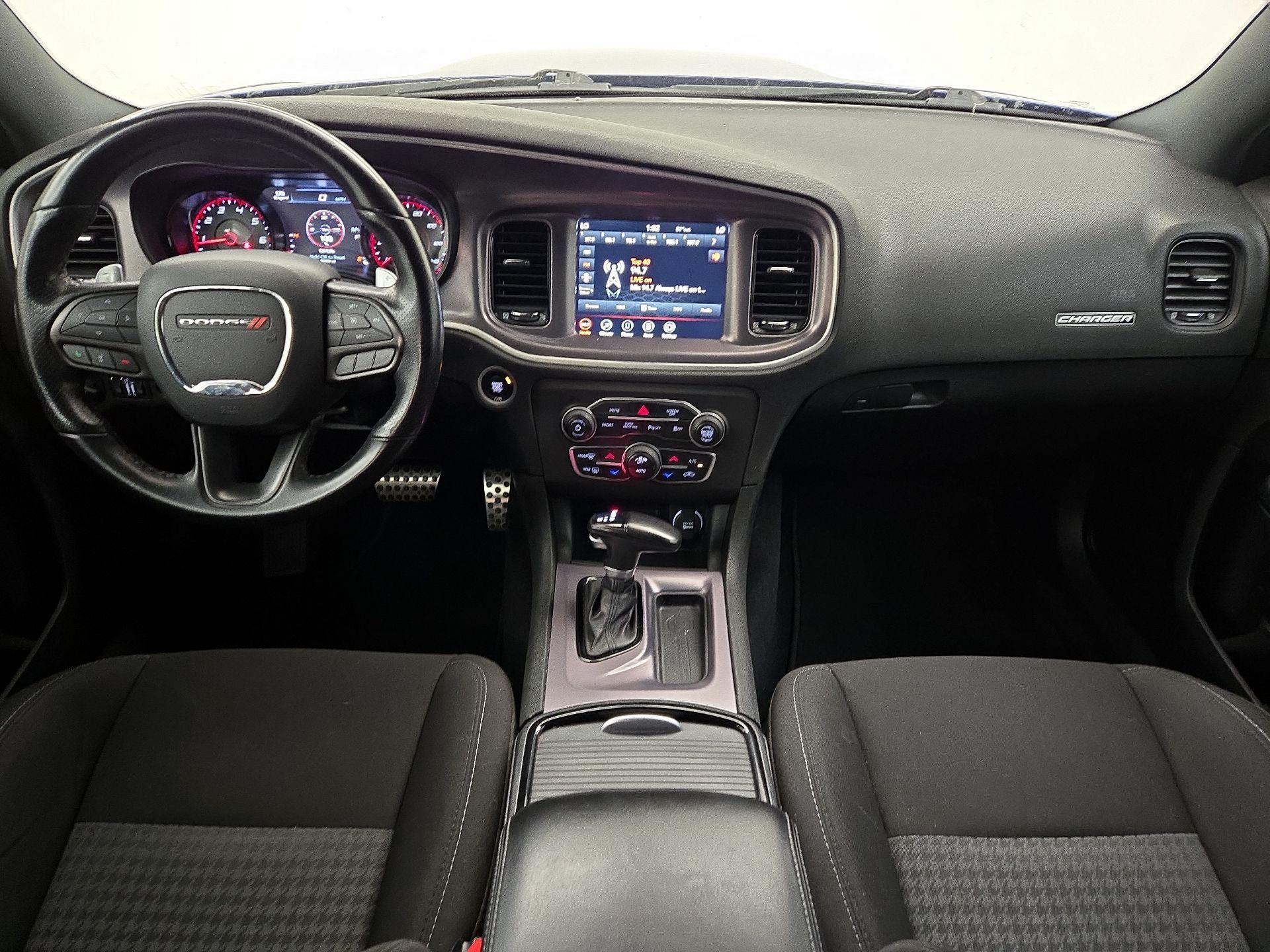 Thumbnail: 2021 Dodge Charger - 9