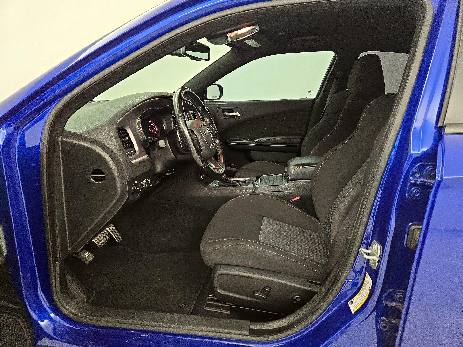 Thumbnail: 2021 Dodge Charger - 11