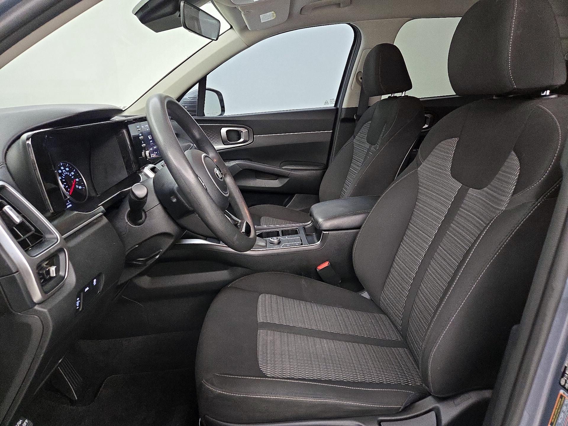 Thumbnail: 2021 Kia Sorento - 11