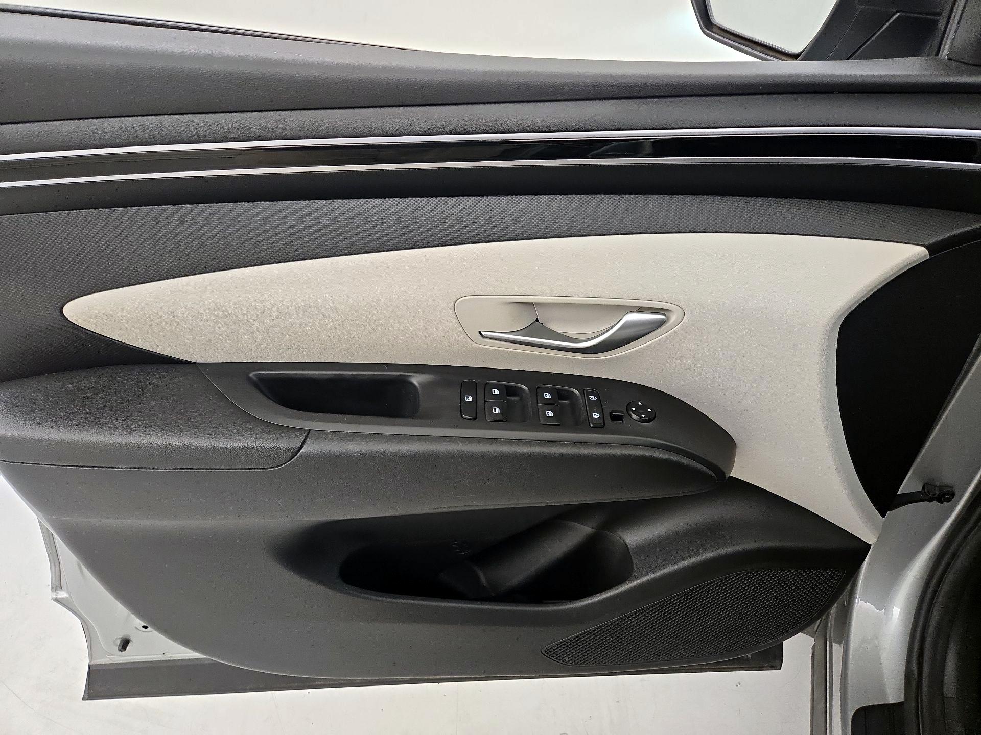 Thumbnail: 2022 Hyundai Tucson - 12