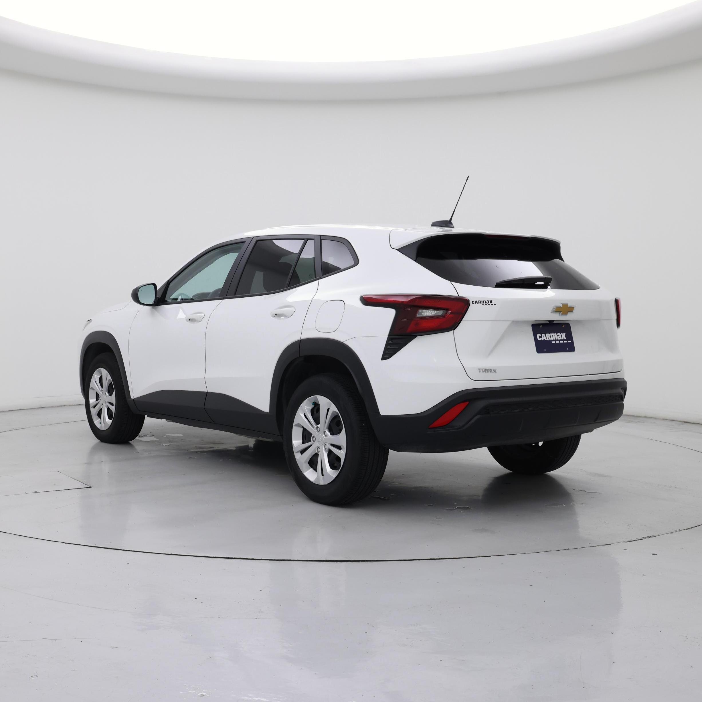Thumbnail: 2024 Chevrolet Trax - 2