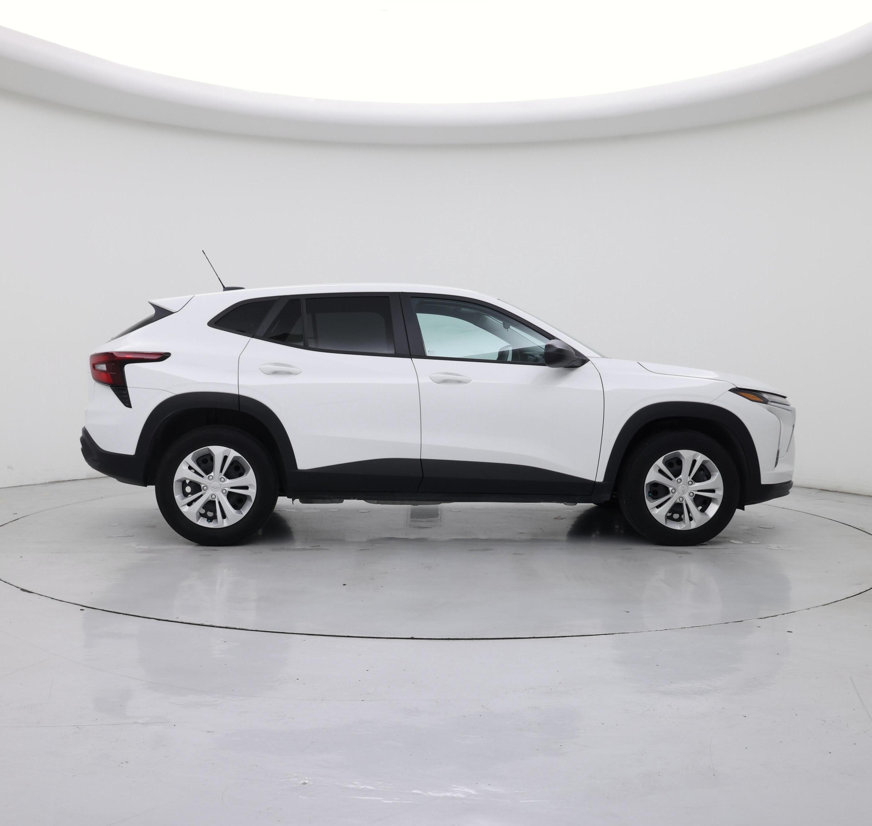 Thumbnail: 2024 Chevrolet Trax - 7