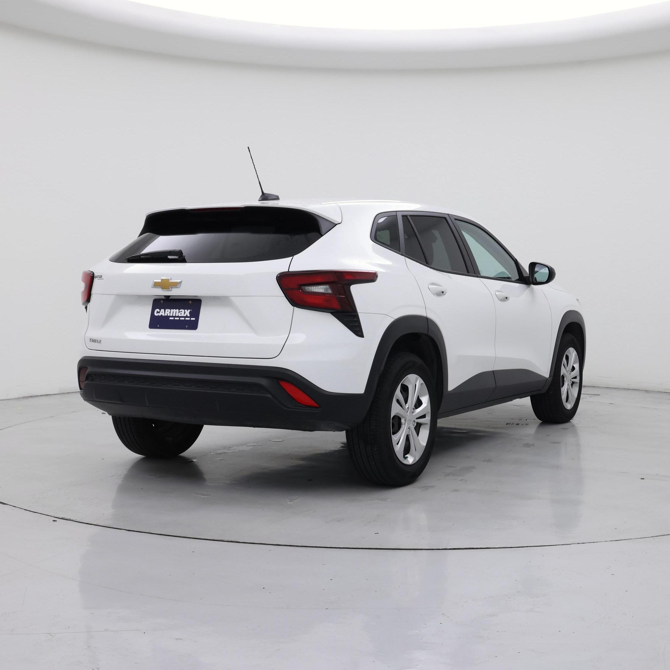 Thumbnail: 2024 Chevrolet Trax - 8