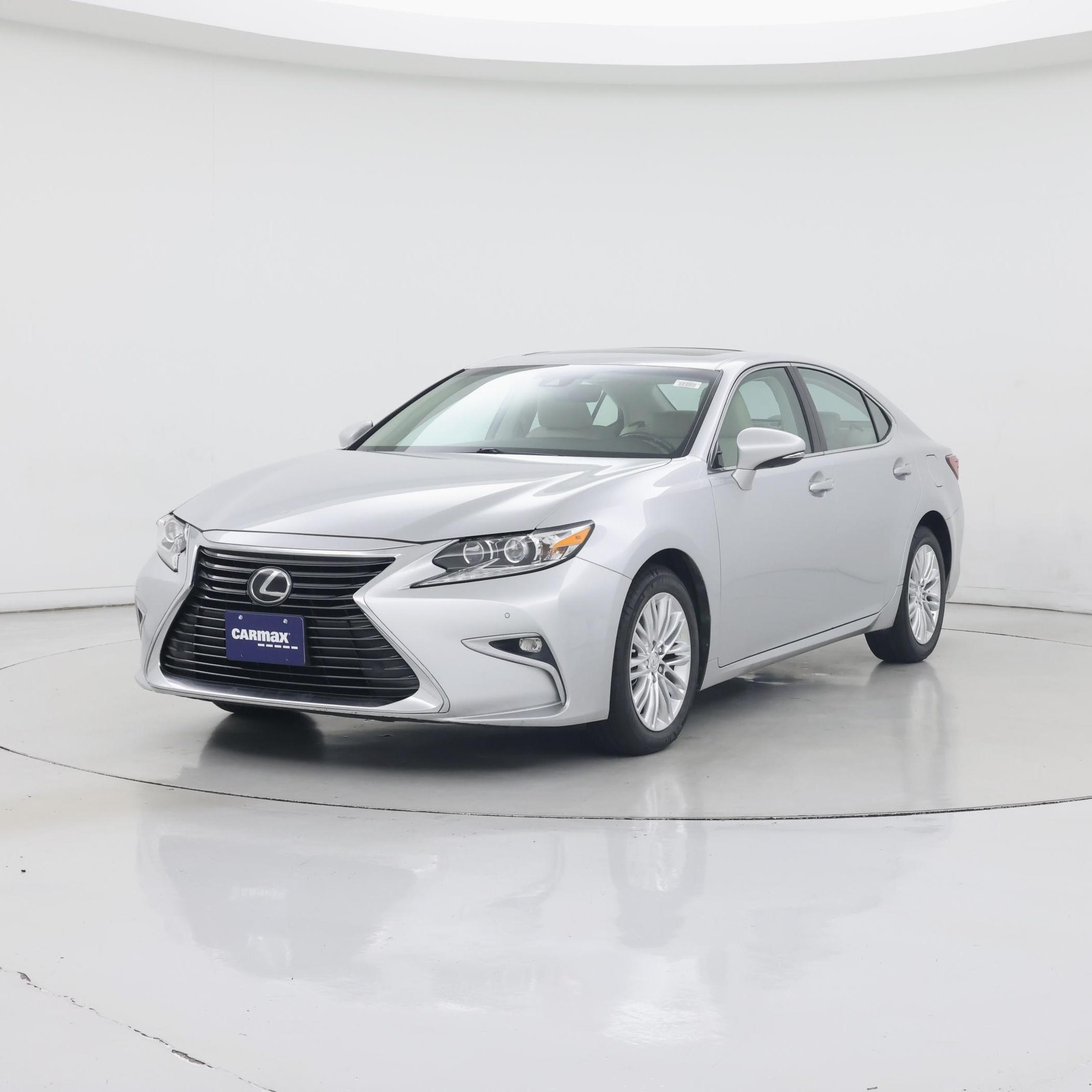 Thumbnail: 2016 Lexus ES - 4