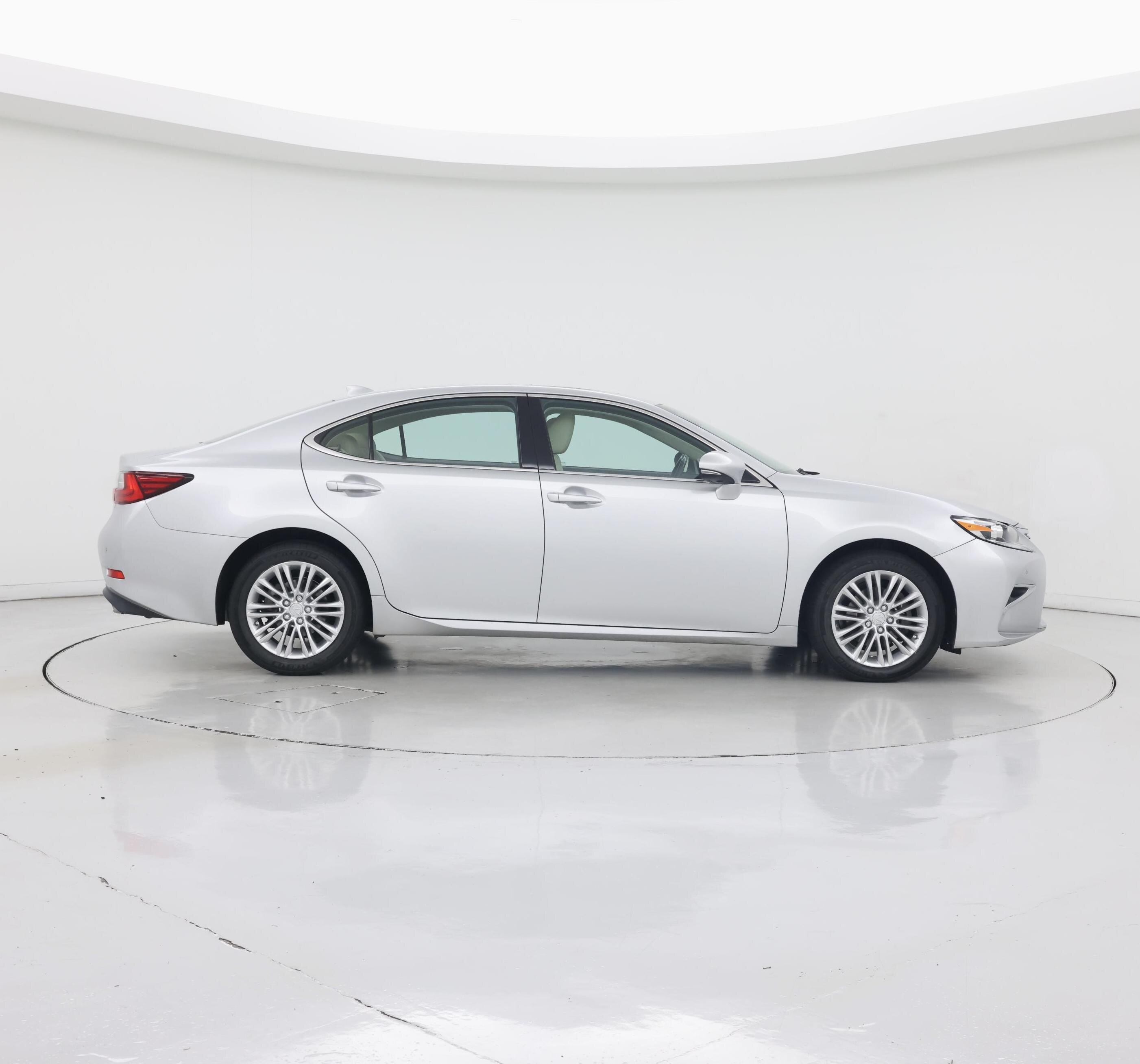 Thumbnail: 2016 Lexus ES - 7