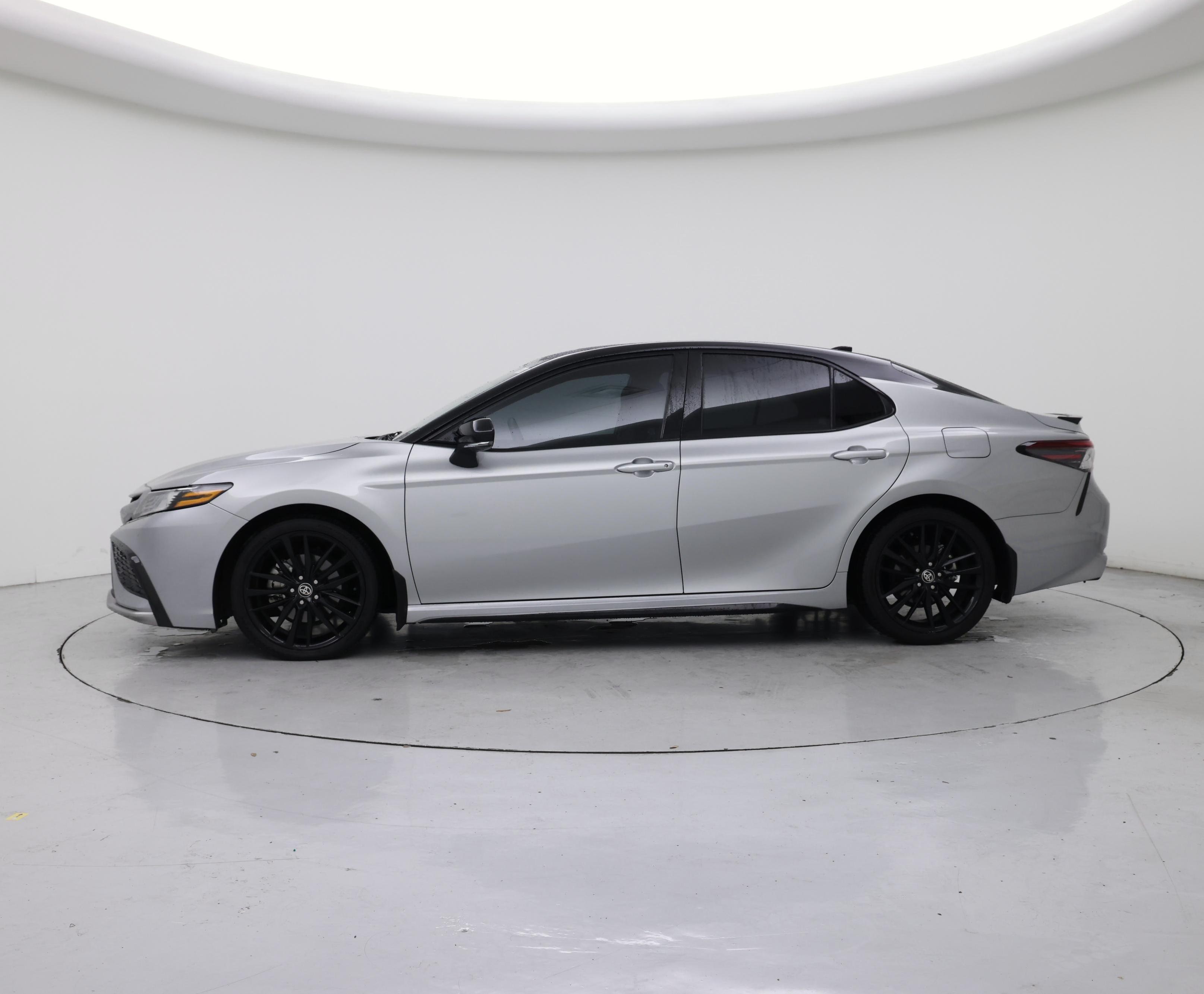 Thumbnail: 2024 Toyota Camry - 3