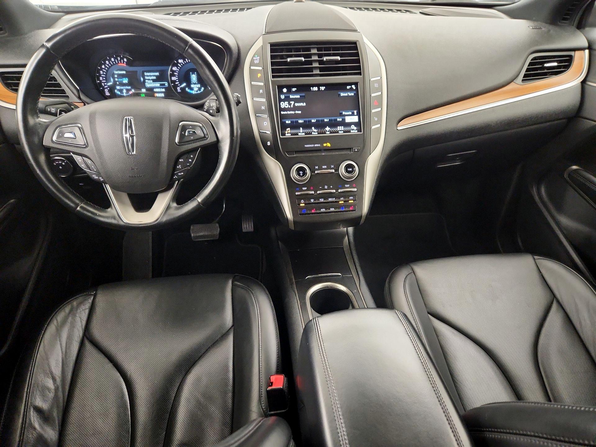 Thumbnail: 2017 Lincoln MKC - 9