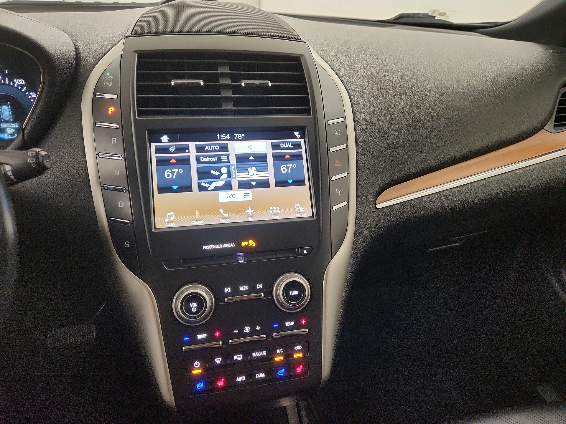 Thumbnail: 2017 Lincoln MKC - 17
