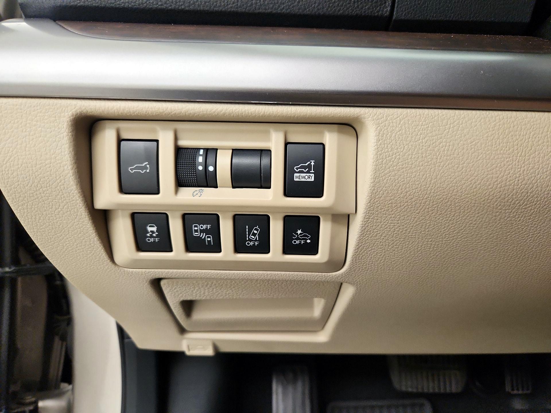 Thumbnail: 2019 Subaru Outback - 13
