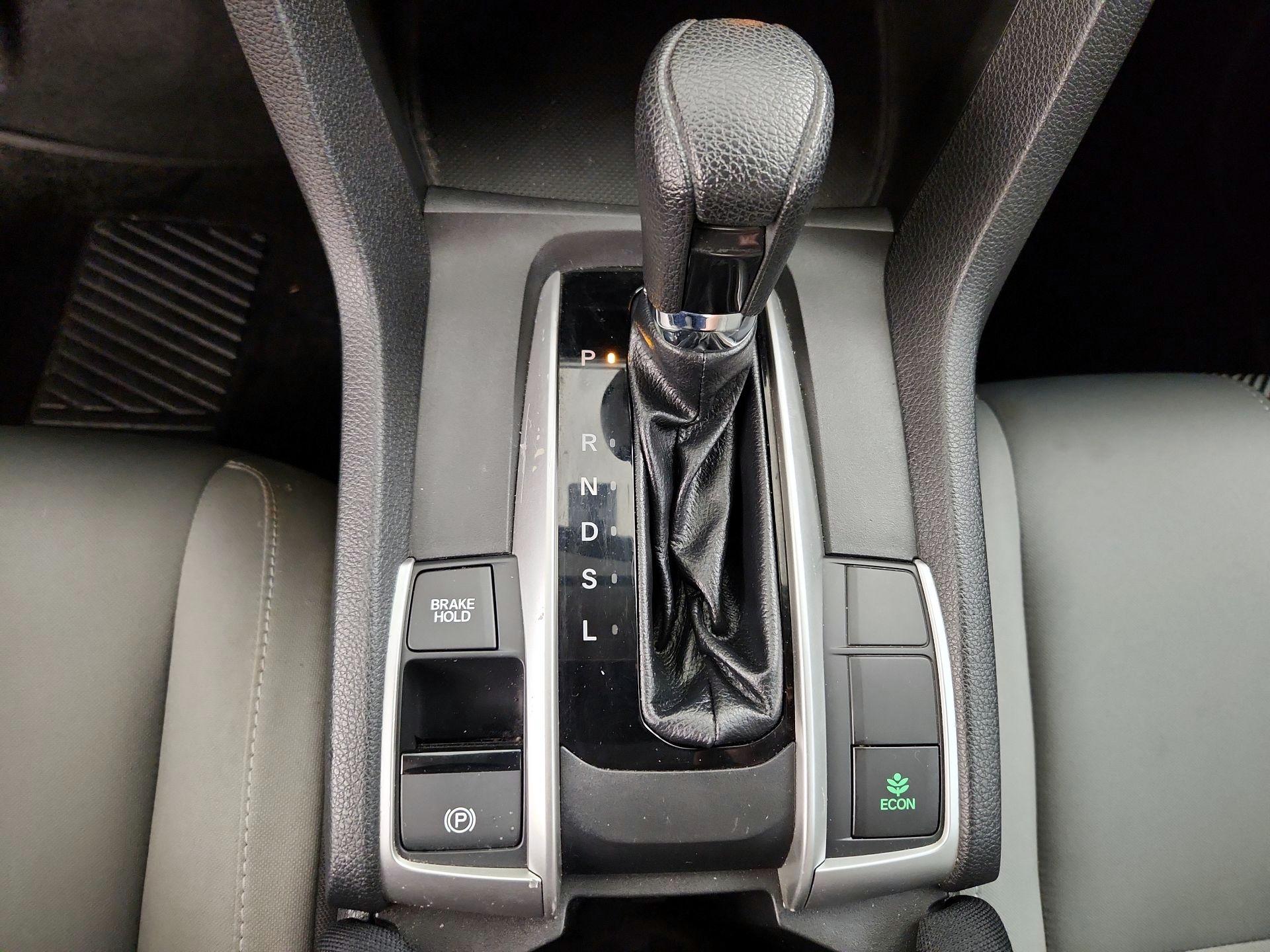 Thumbnail: 2018 Honda Civic - 17
