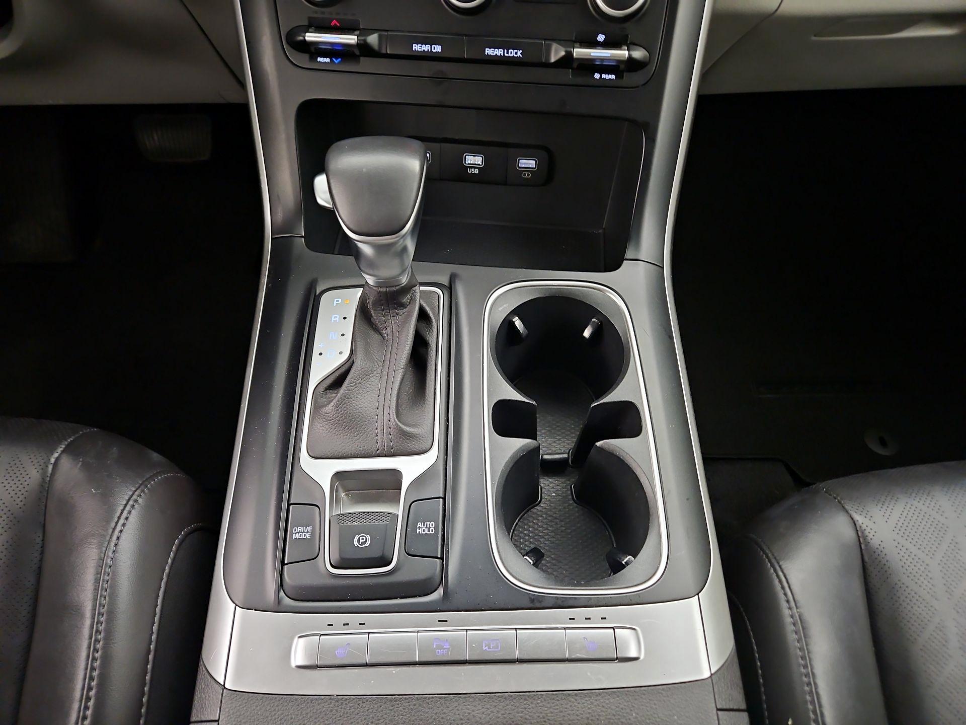 Thumbnail: 2024 Kia Carnival - 17