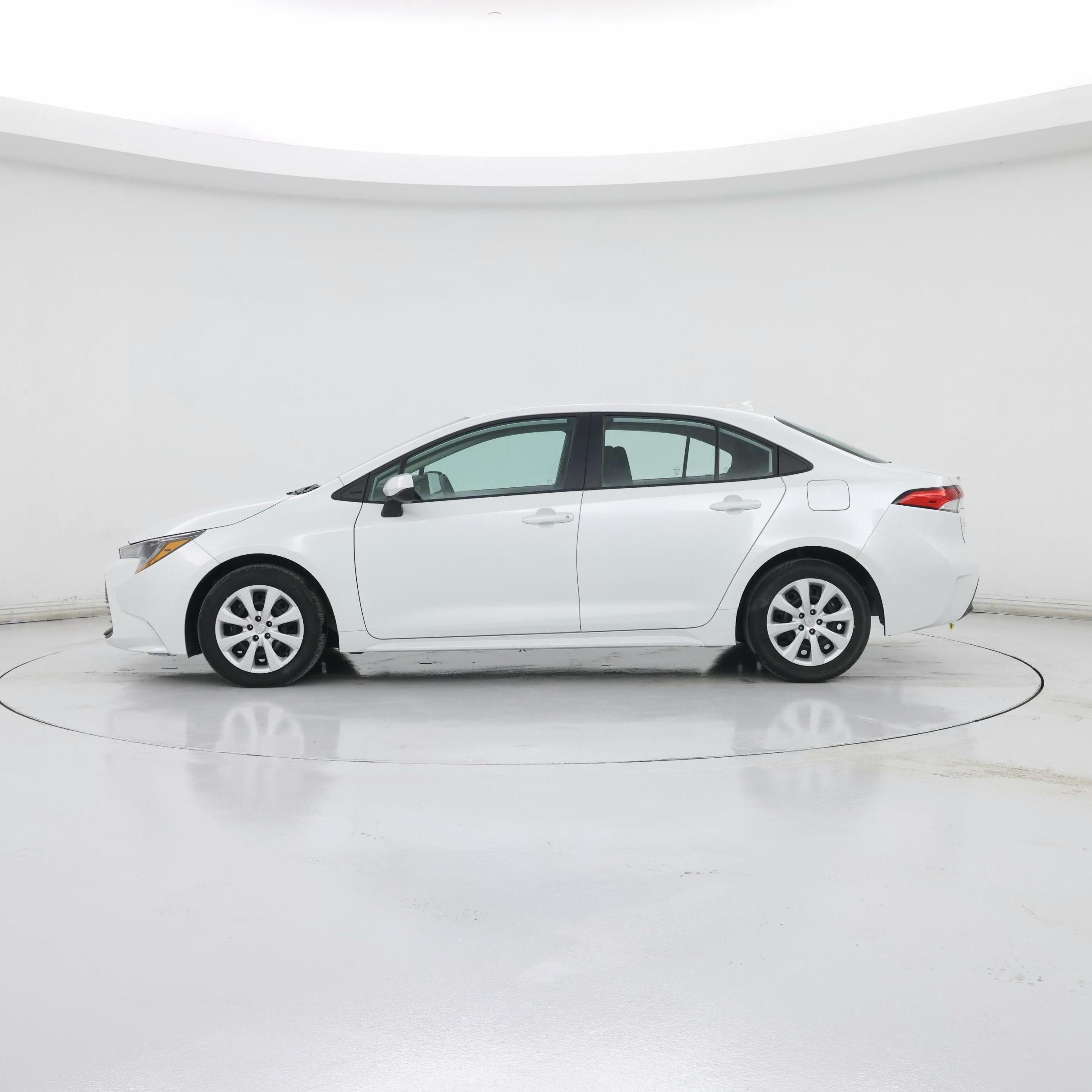 Thumbnail: 2024 Toyota Corolla - 3