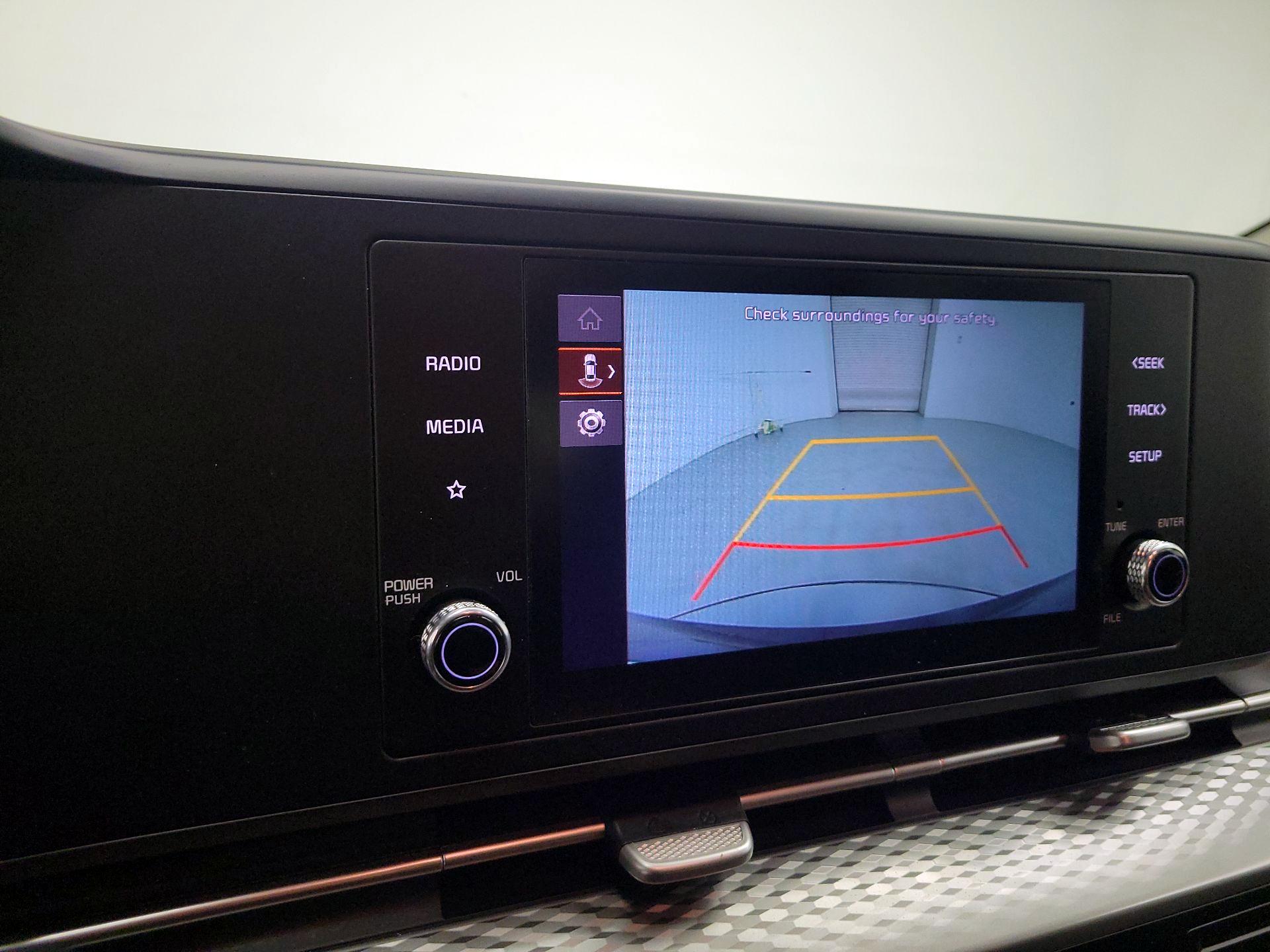 Thumbnail: 2024 Kia Carnival - 13