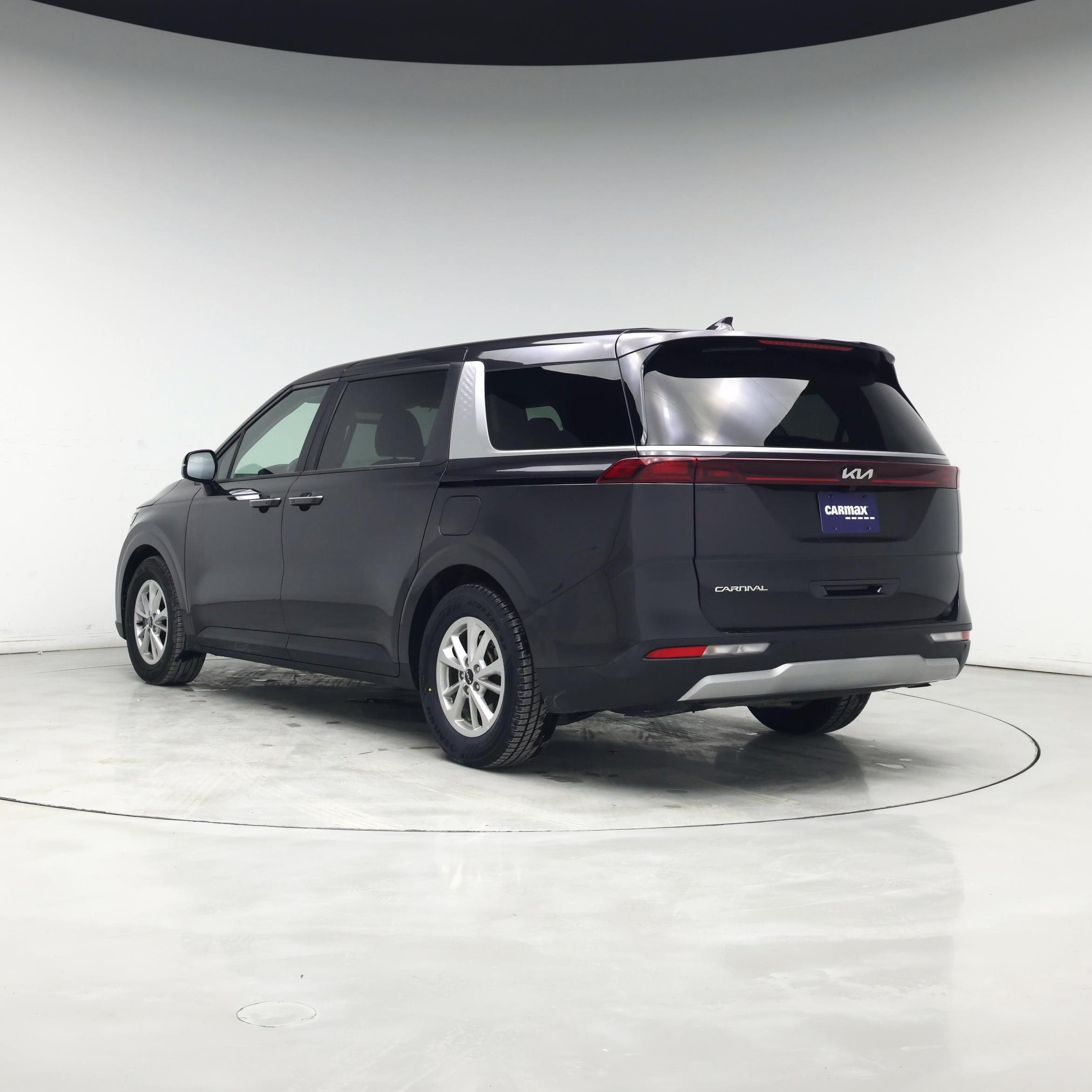 Thumbnail: 2024 Kia Carnival - 2