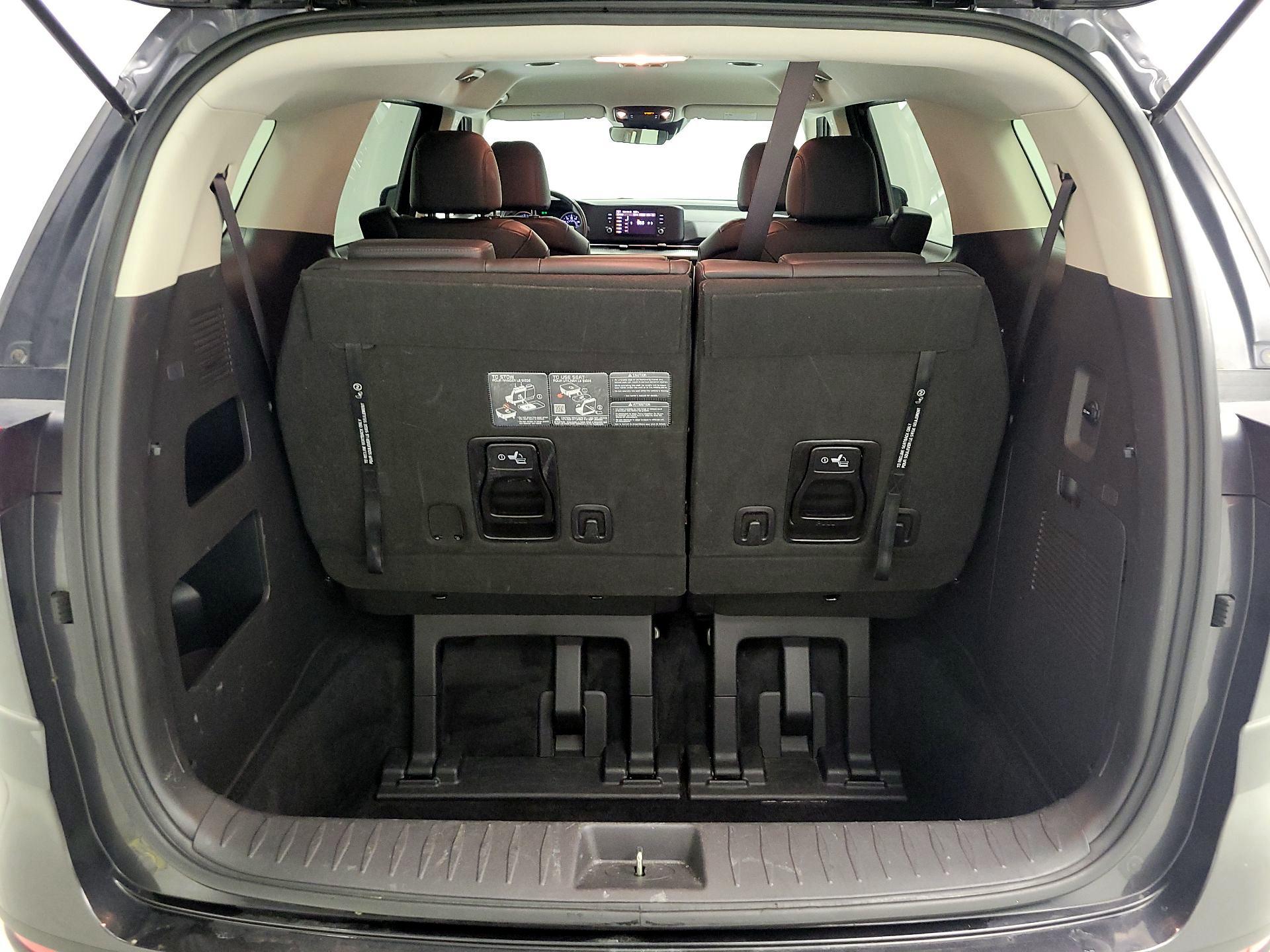 Thumbnail: 2024 Kia Carnival - 19