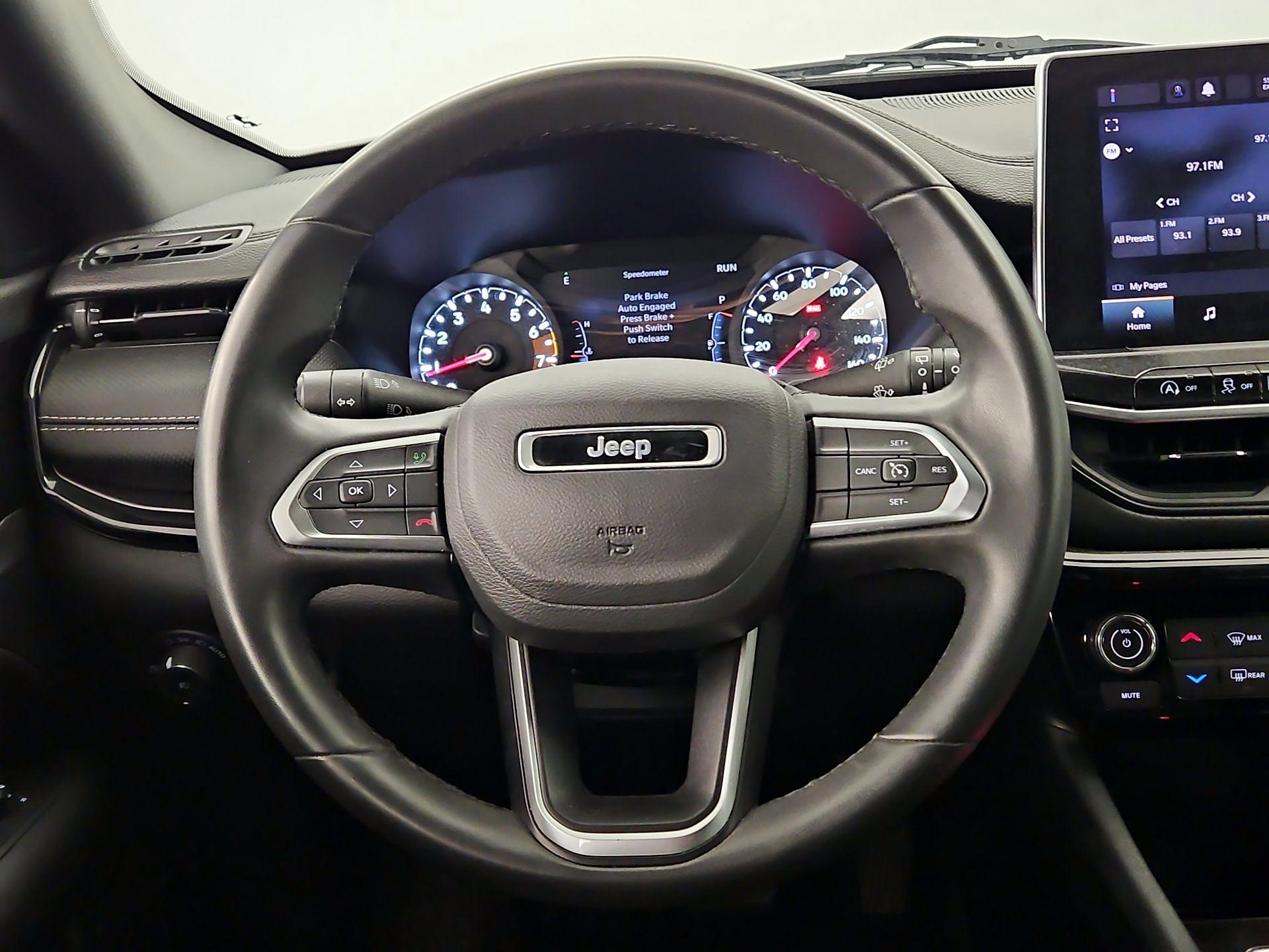 Thumbnail: 2022 Jeep Compass - 10