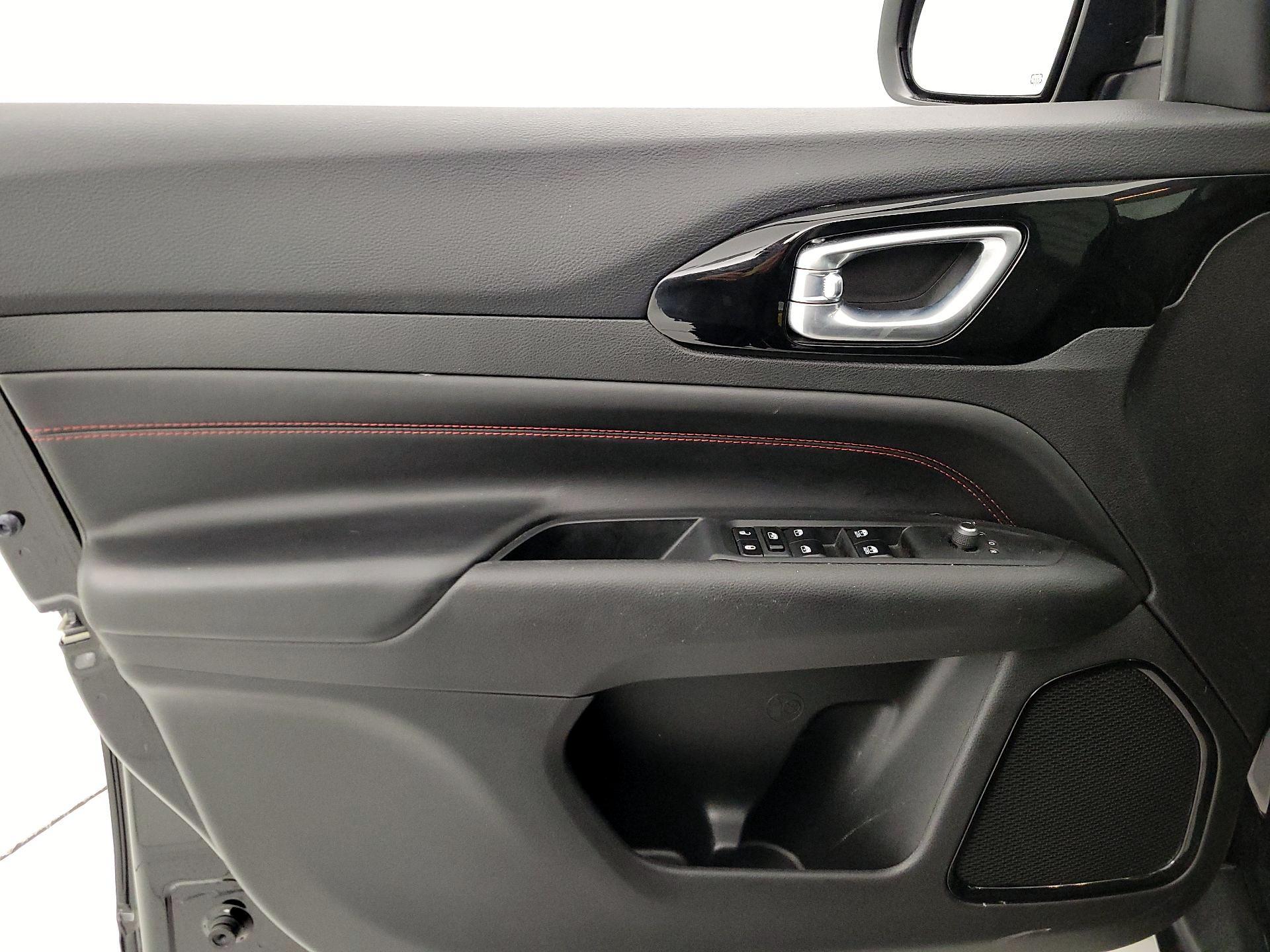 Thumbnail: 2022 Jeep Compass - 12