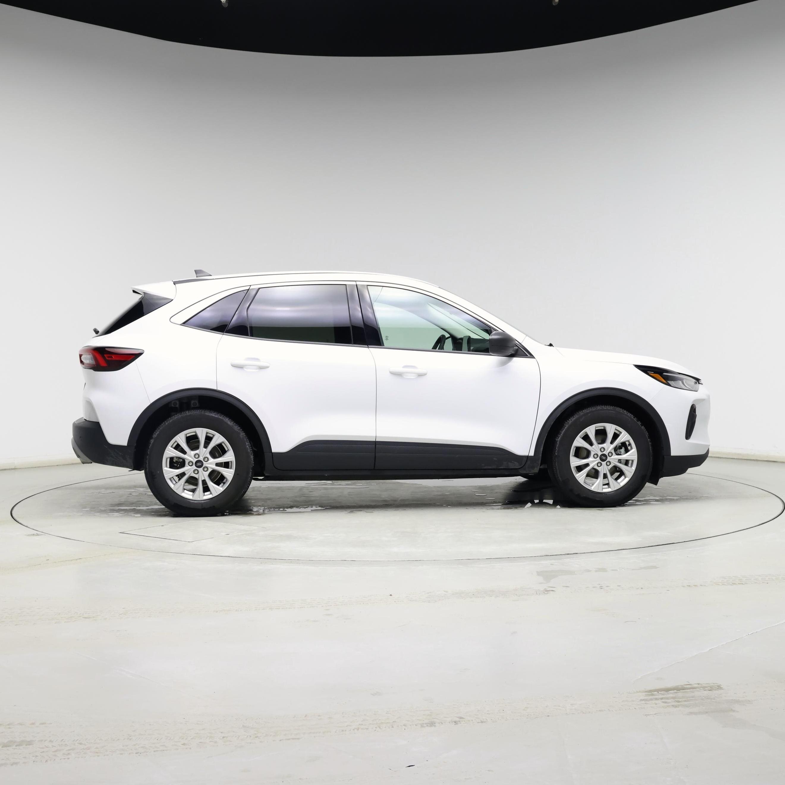 Thumbnail: 2023 Ford Escape - 7