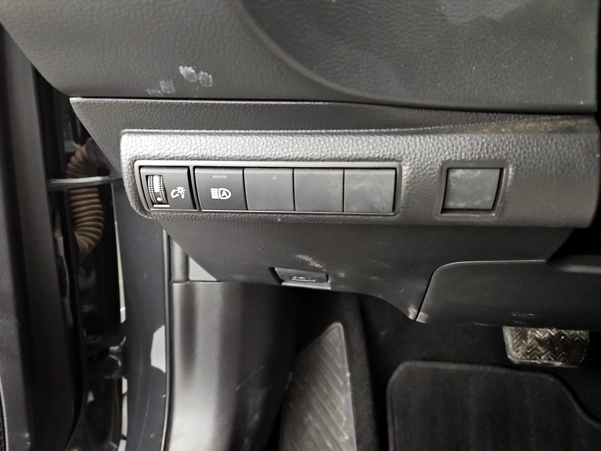 Thumbnail: 2023 Toyota Corolla - 13