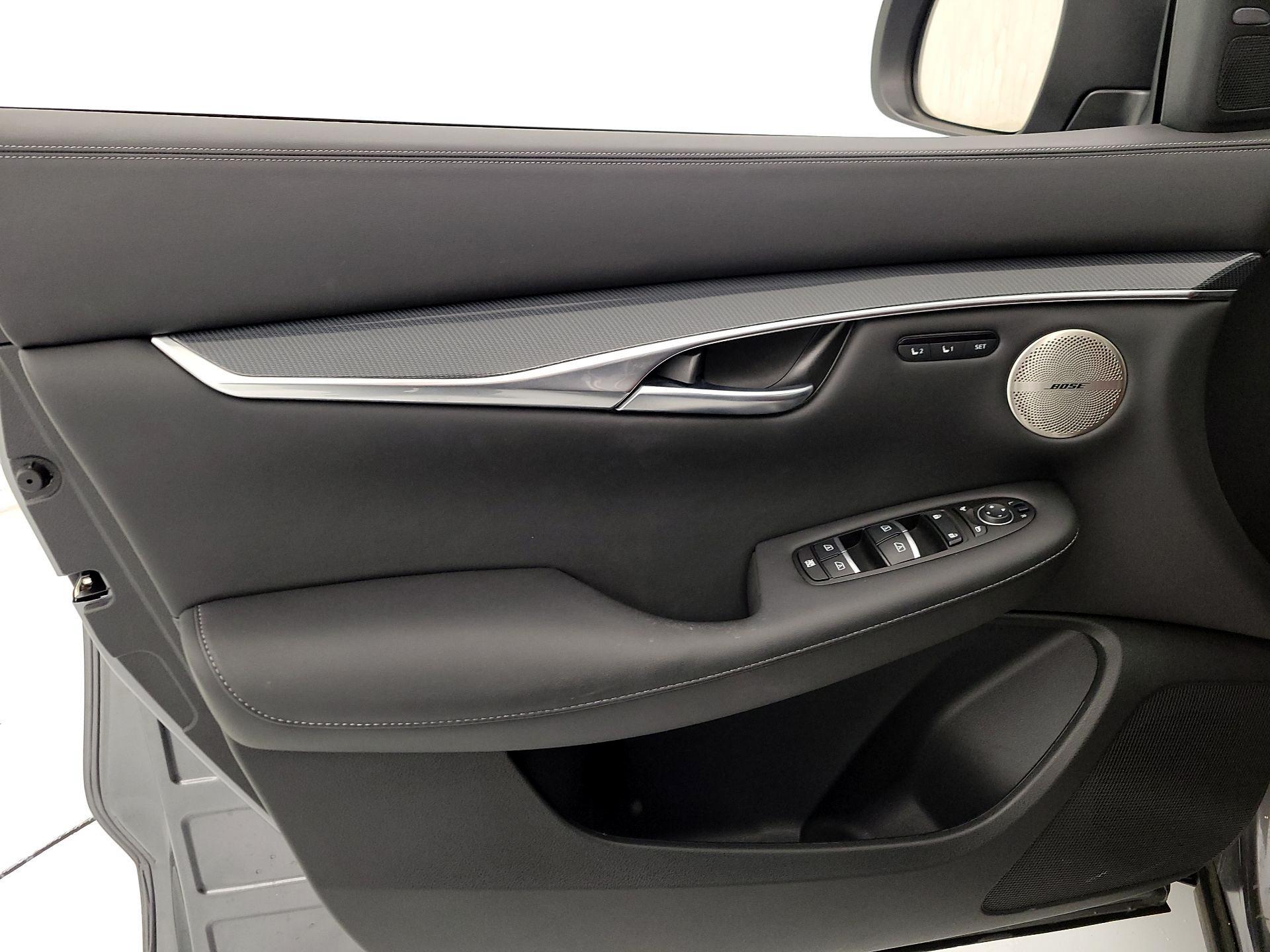 Thumbnail: 2024 INFINITI QX50 - 12