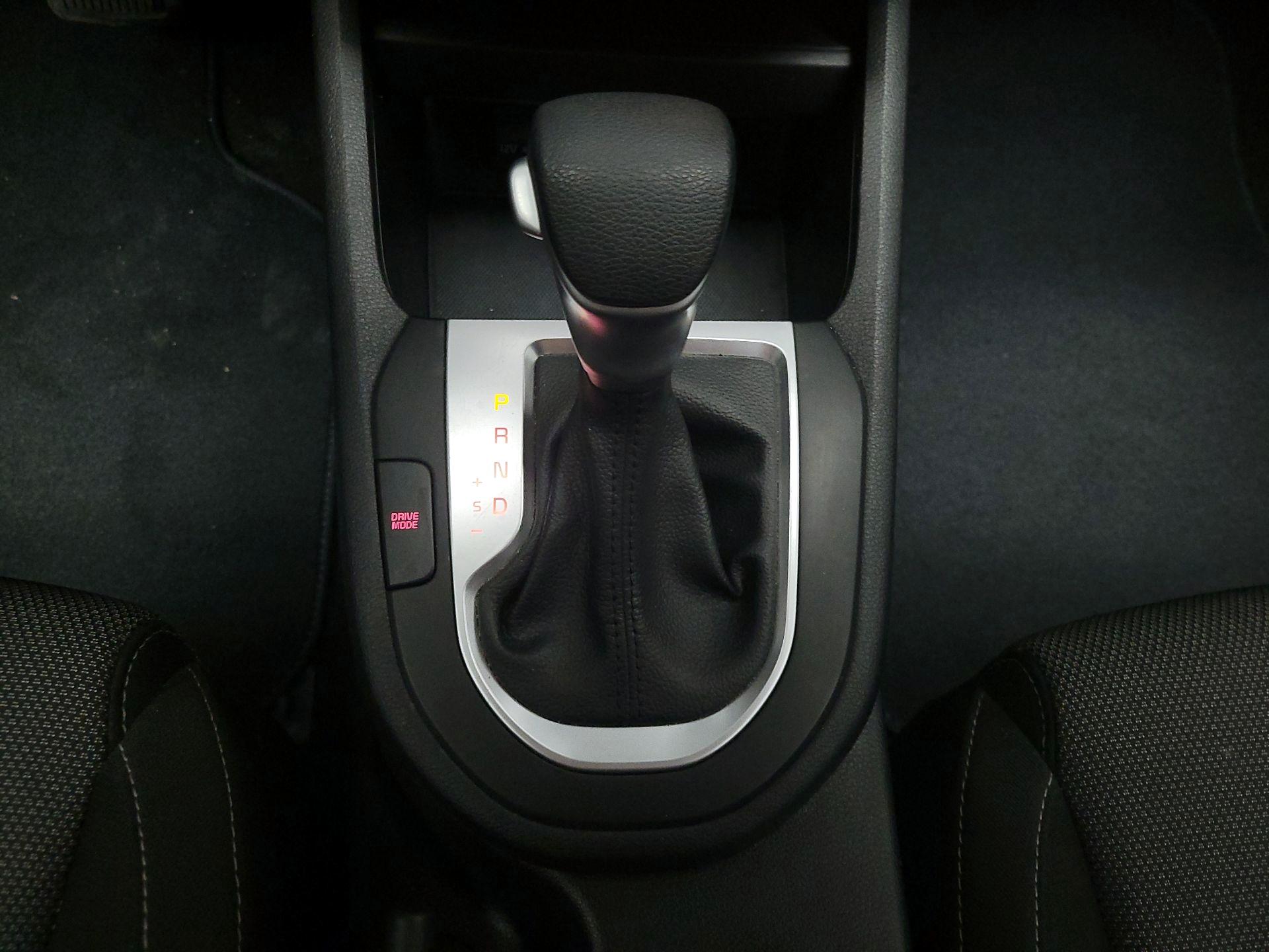 Thumbnail: 2024 Kia Forte - 17