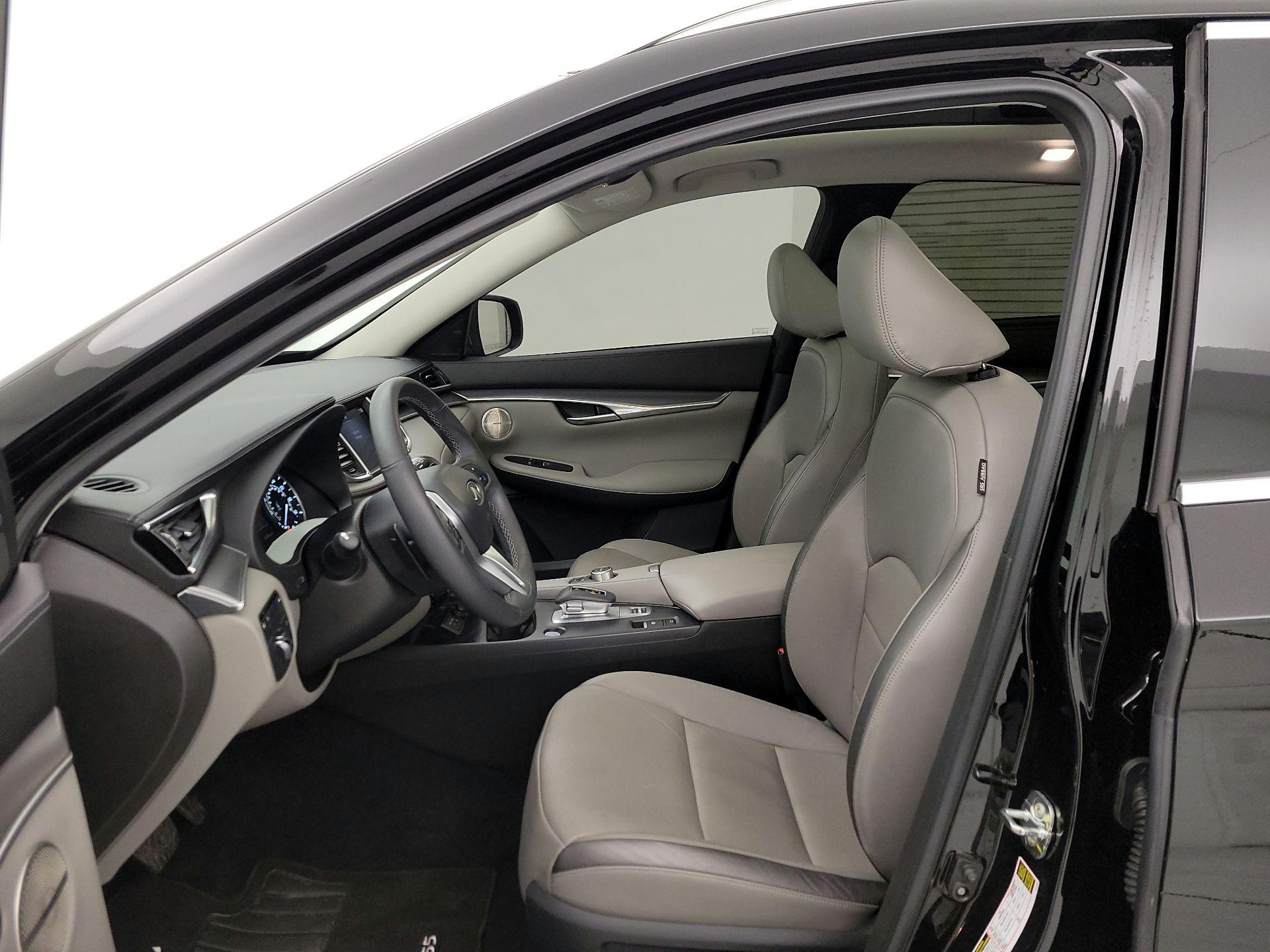 Thumbnail: 2023 INFINITI QX50 - 11