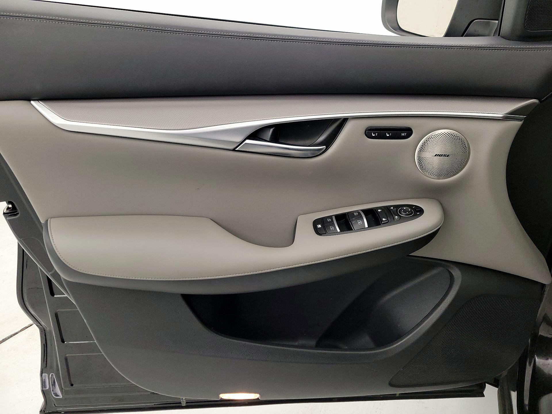 Thumbnail: 2023 INFINITI QX50 - 12