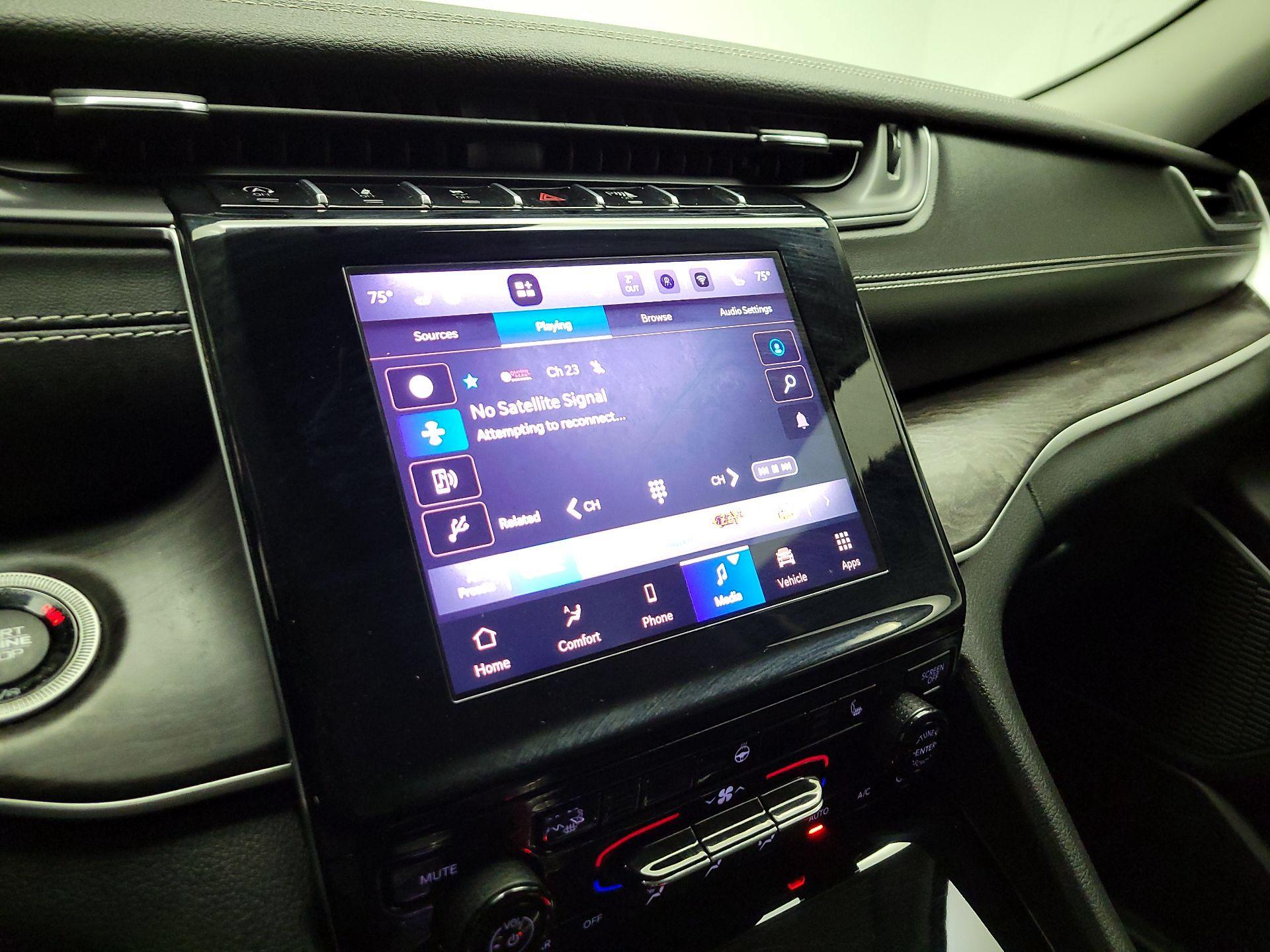 Thumbnail: 2022 Jeep Grand Cherokee - 14