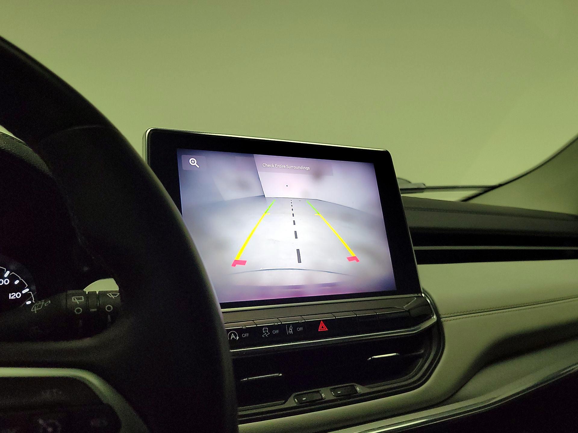 Thumbnail: 2022 Jeep Compass - 14