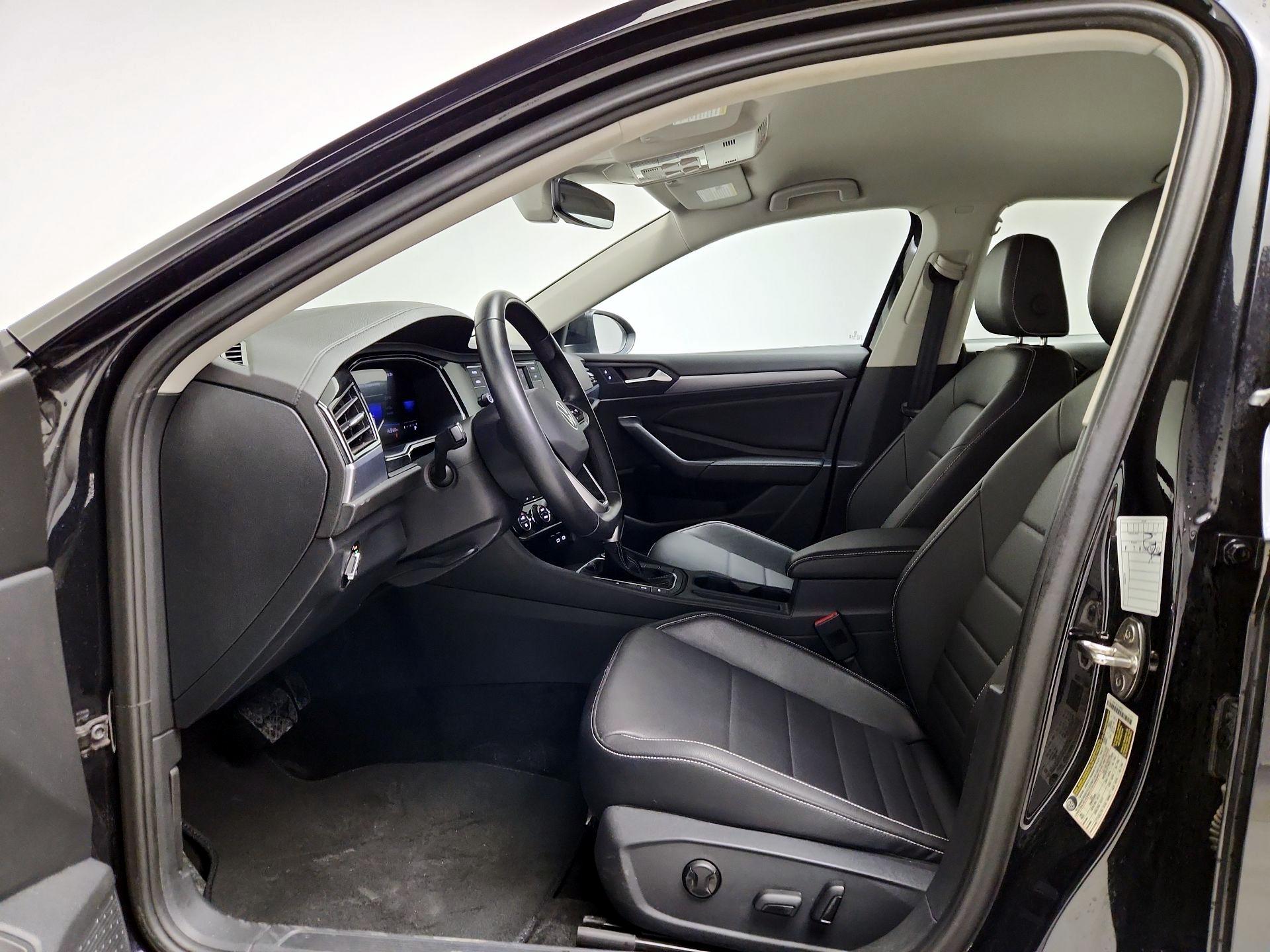 Thumbnail: 2024 Volkswagen Jetta - 11