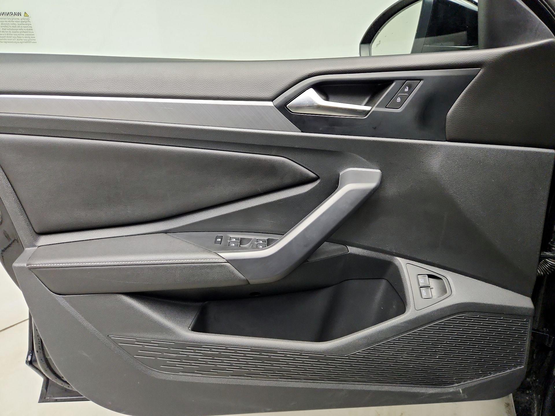 Thumbnail: 2024 Volkswagen Jetta - 12