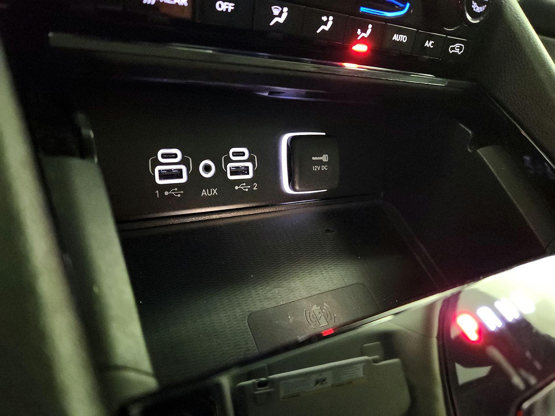 Thumbnail: 2023 Jeep Grand Cherokee - 18