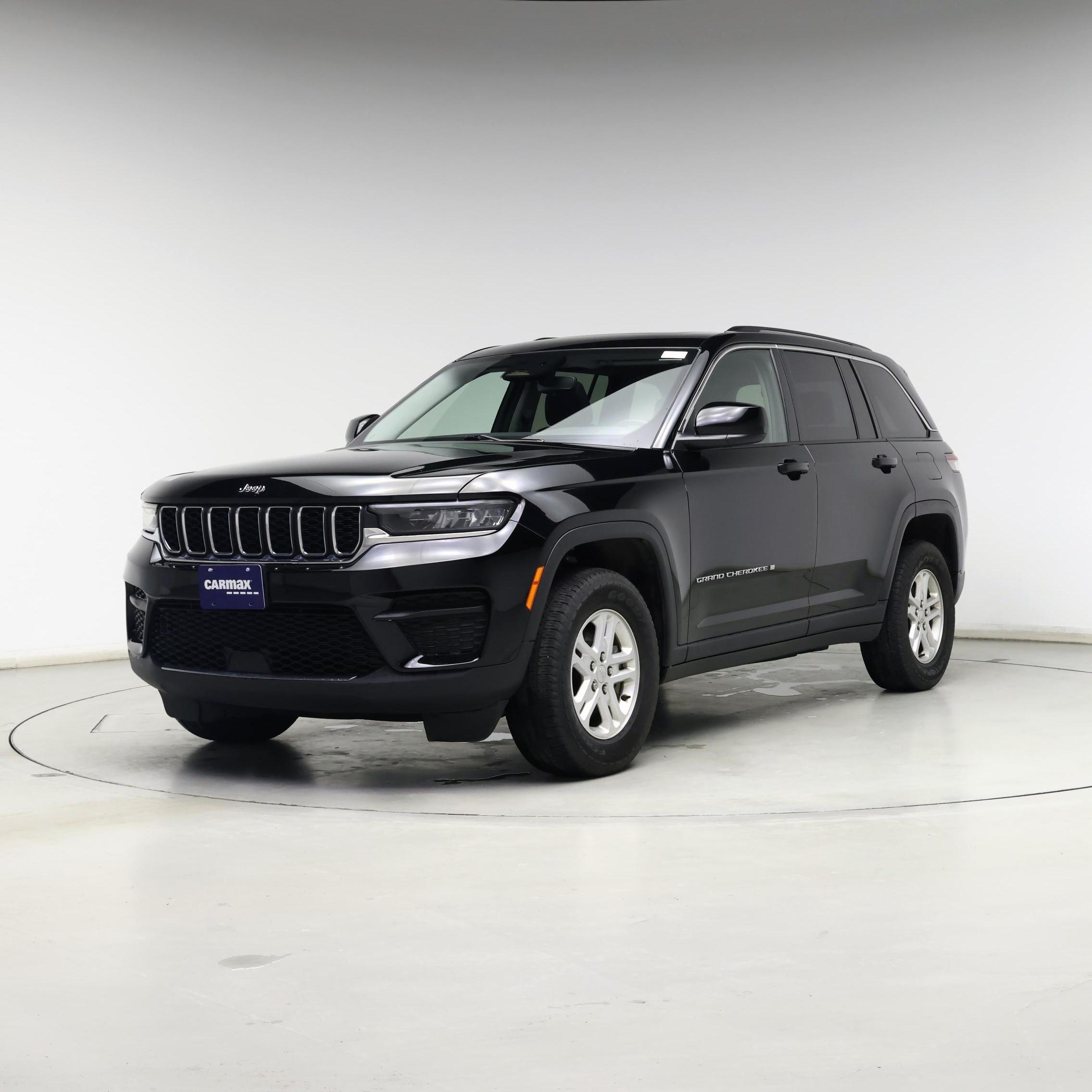 Thumbnail: 2023 Jeep Grand Cherokee - 4
