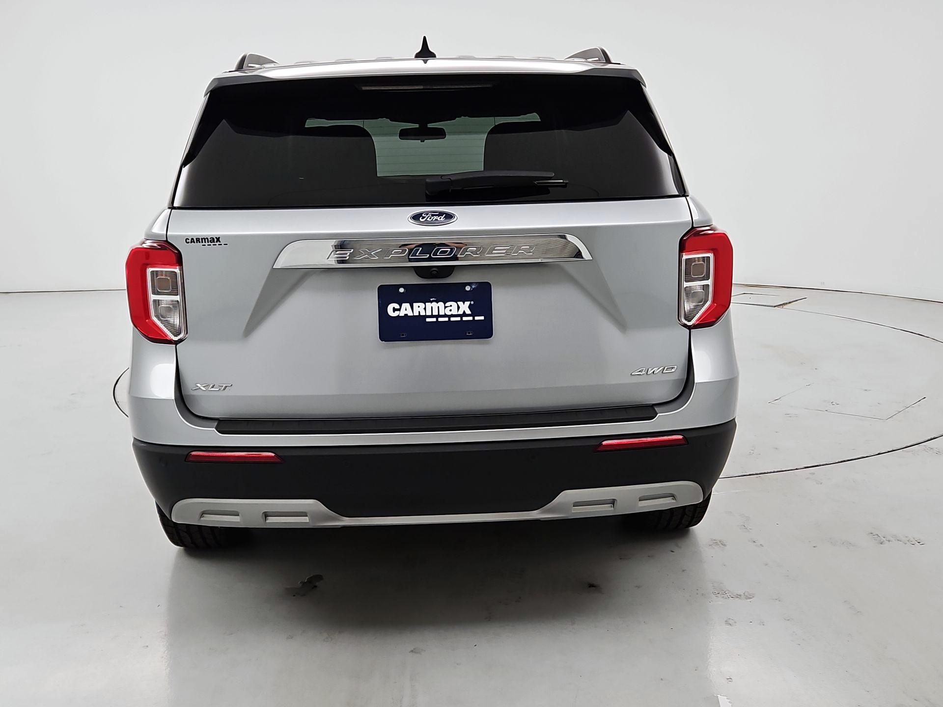 Thumbnail: 2022 Ford Explorer - 6