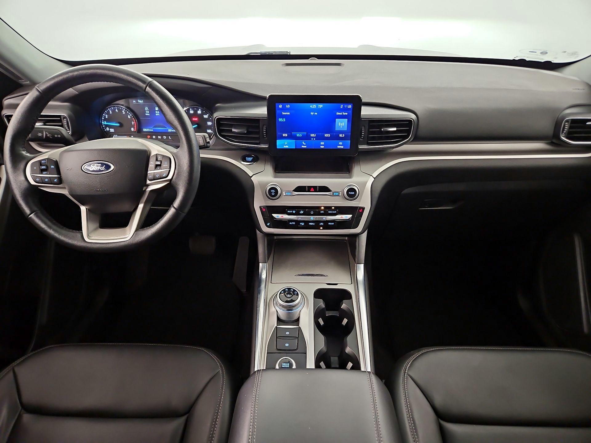 Thumbnail: 2022 Ford Explorer - 8