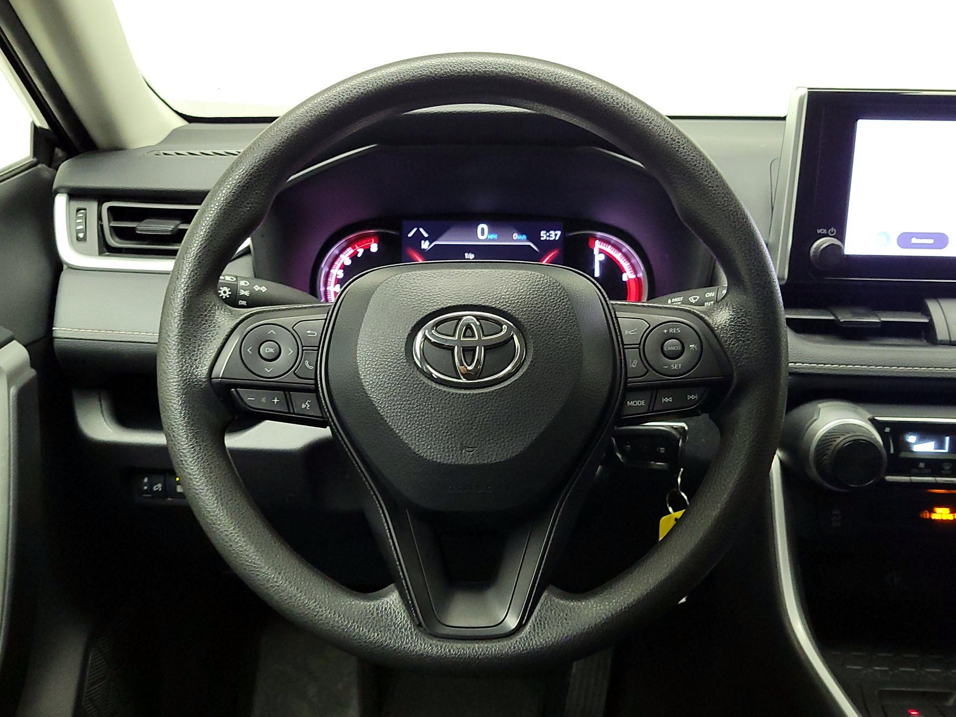 Thumbnail: 2024 Toyota RAV4 - 10