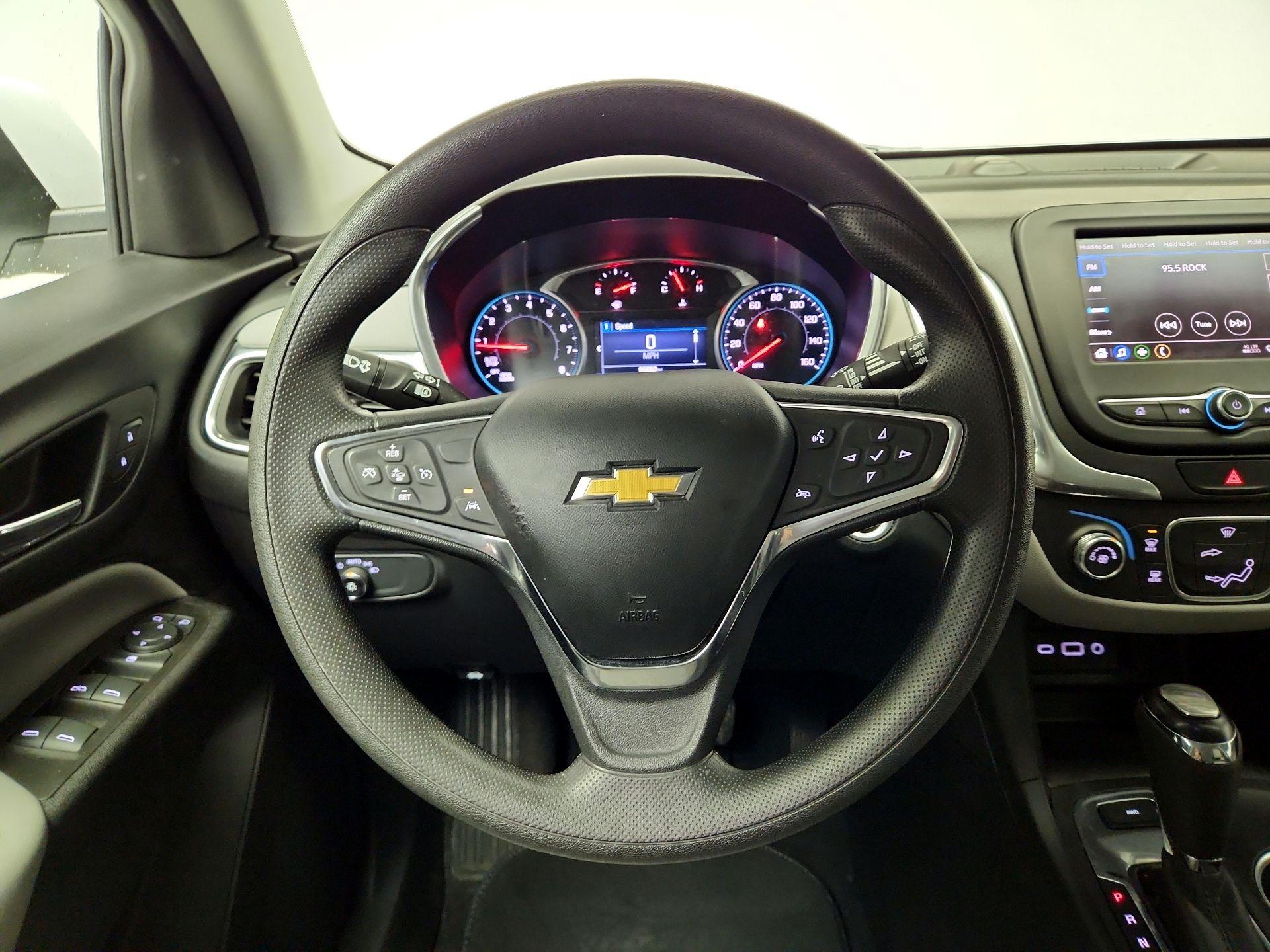 Thumbnail: 2021 Chevrolet Equinox - 10