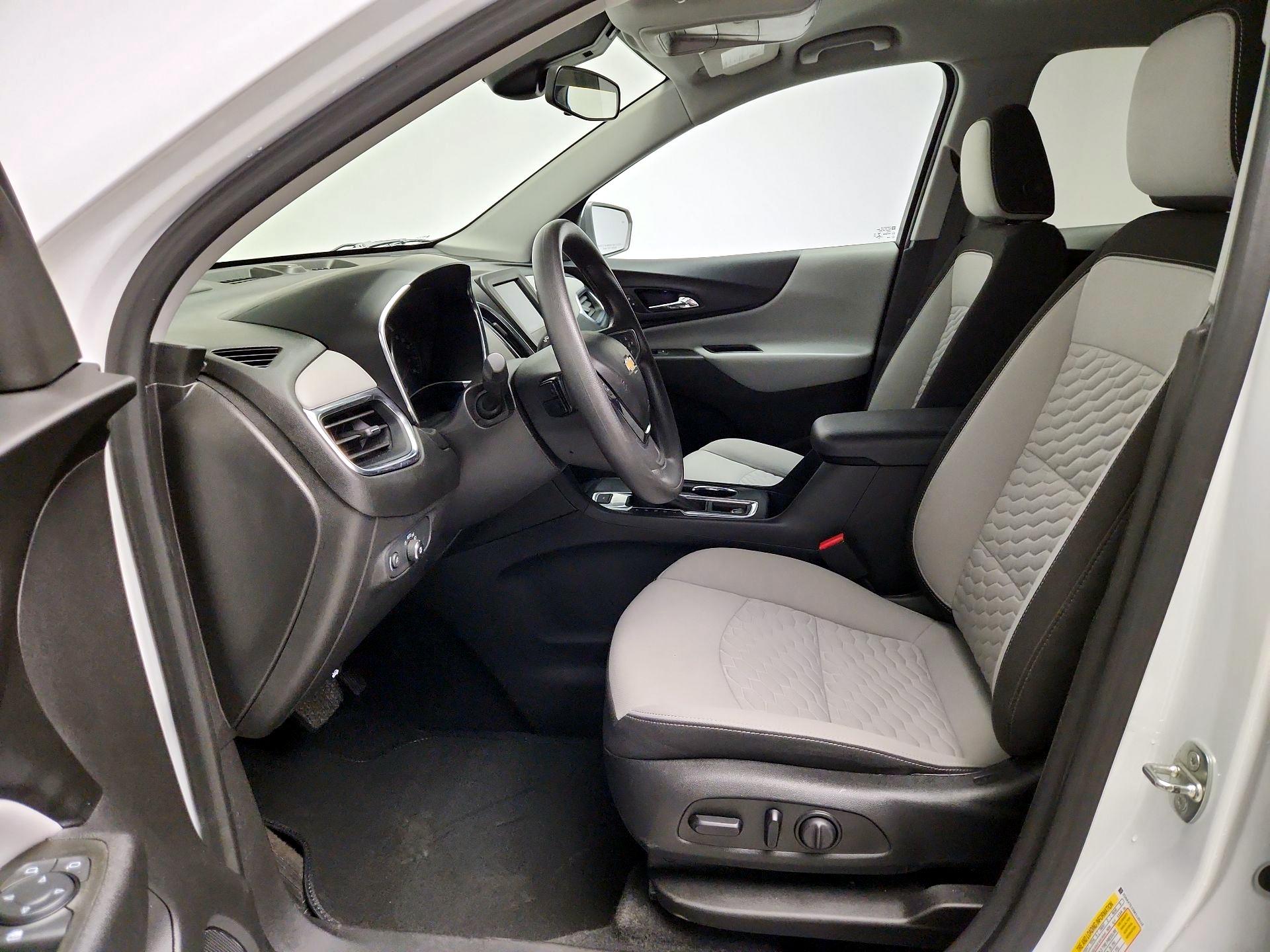 Thumbnail: 2021 Chevrolet Equinox - 11