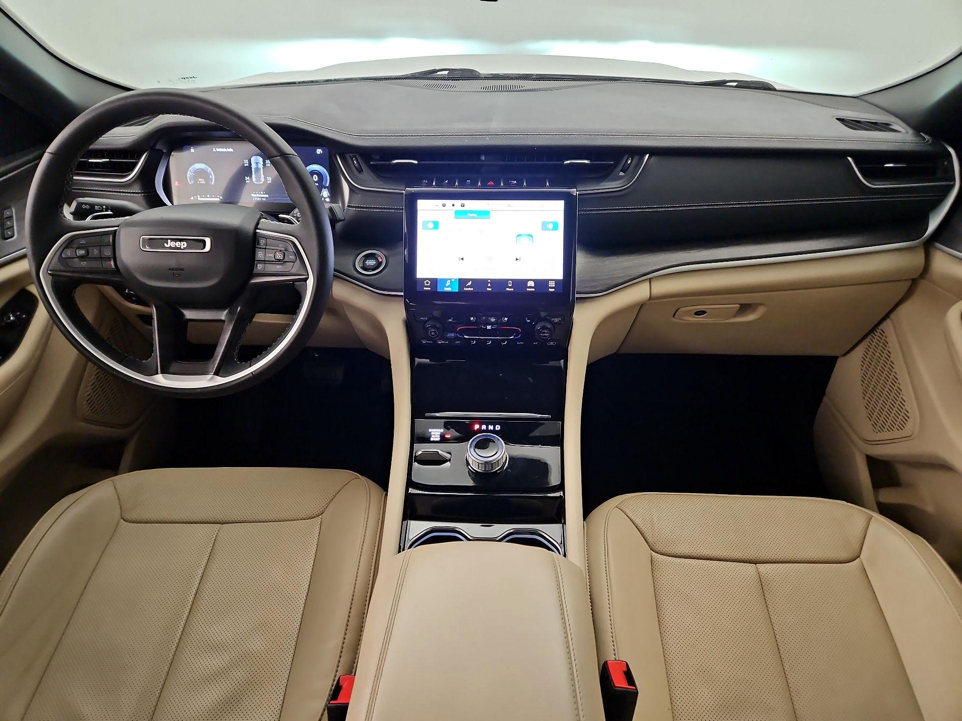 Thumbnail: 2023 Jeep Grand Cherokee - 9