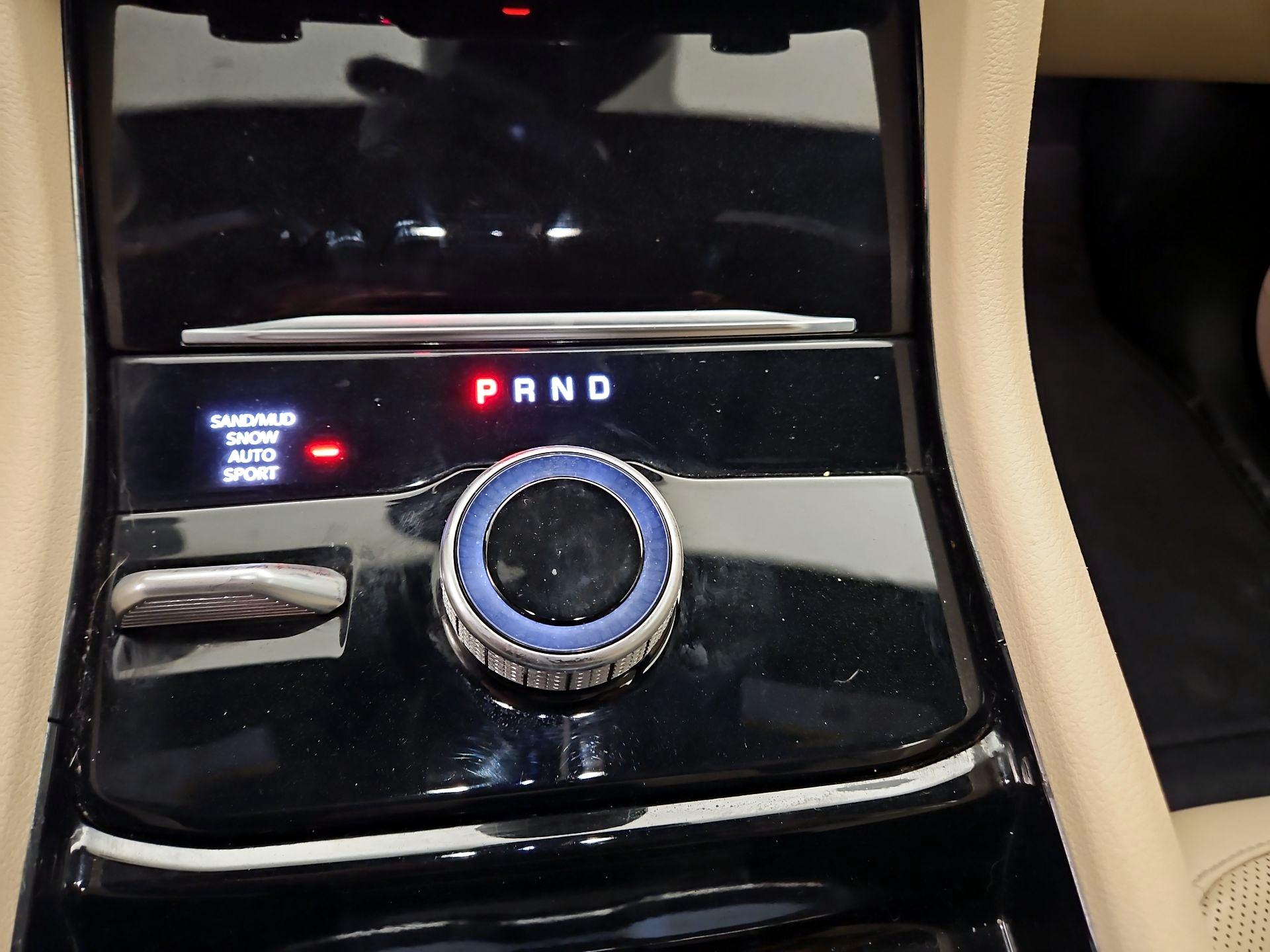 Thumbnail: 2023 Jeep Grand Cherokee - 18