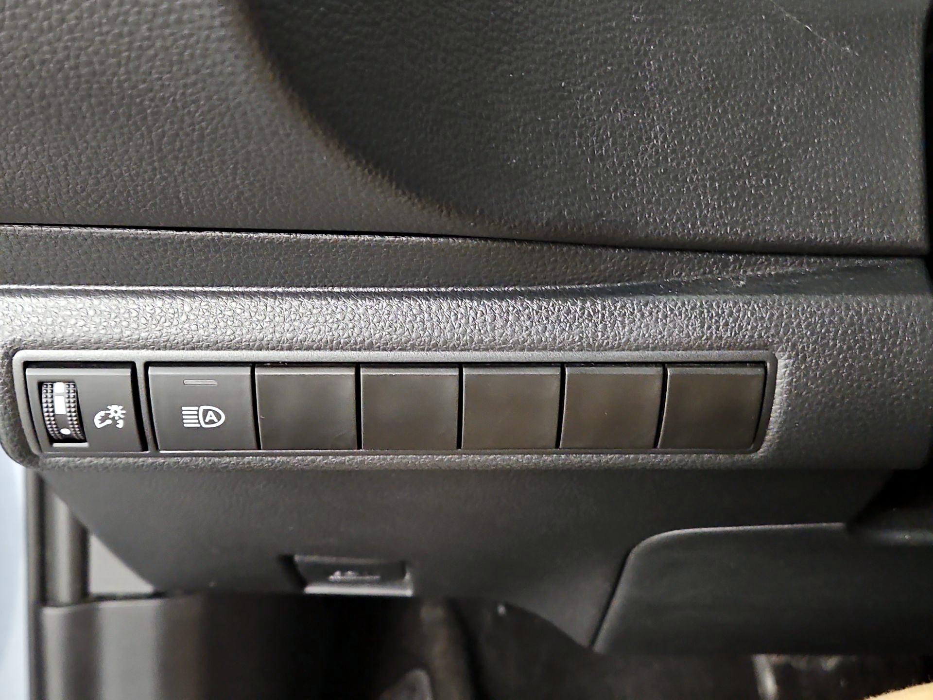 Thumbnail: 2024 Toyota Corolla - 13