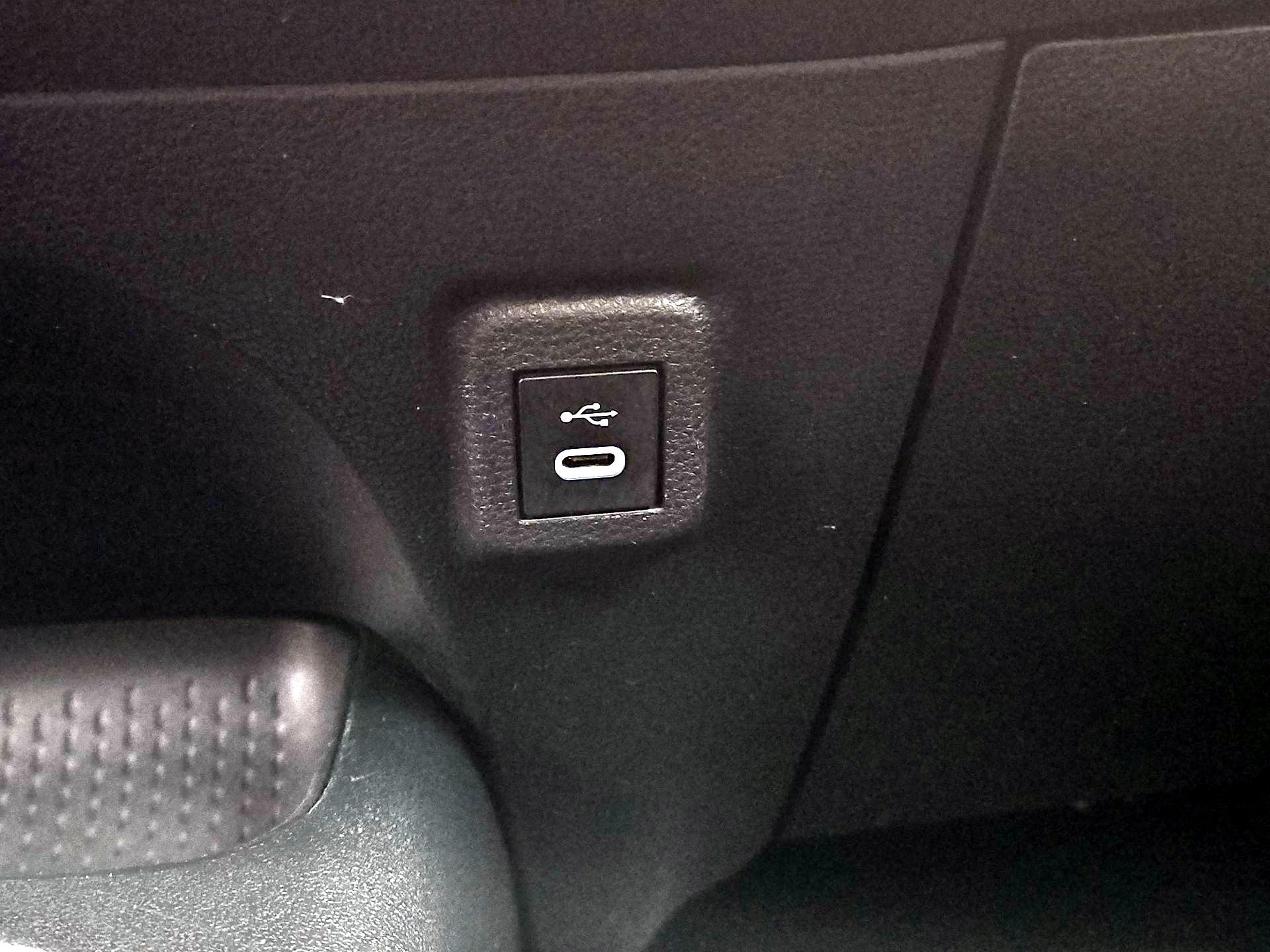 Thumbnail: 2024 Toyota Corolla - 18