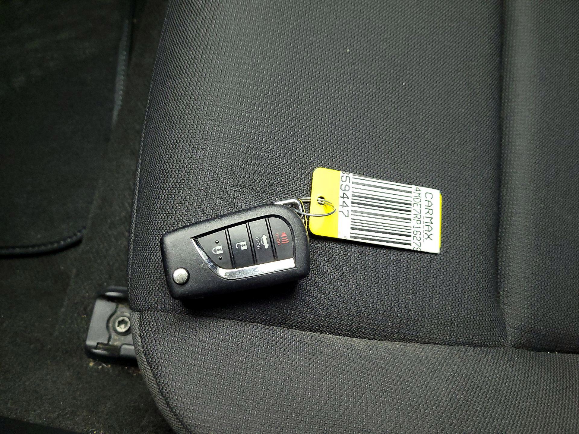 Thumbnail: 2024 Toyota Corolla - 18