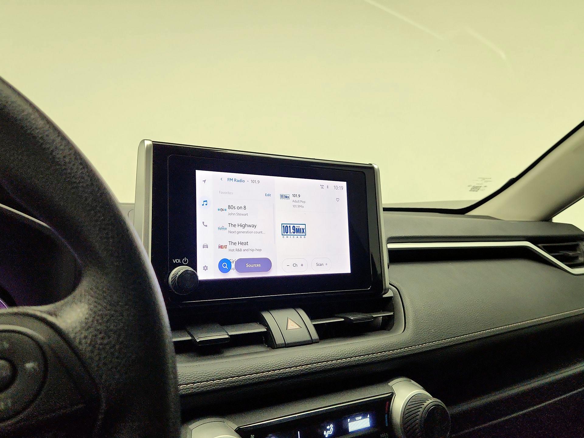 Thumbnail: 2024 Toyota RAV4 - 15