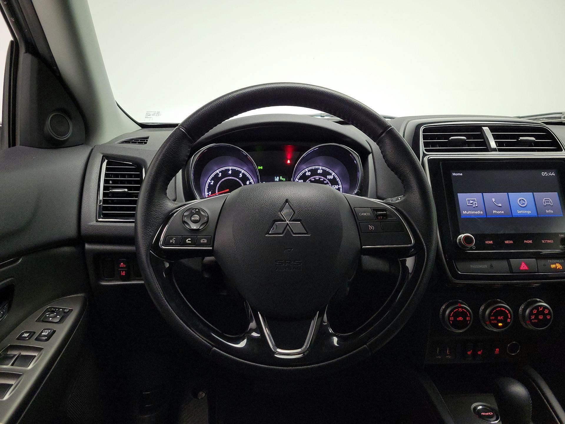 Thumbnail: 2024 Mitsubishi Outlander Sport - 10