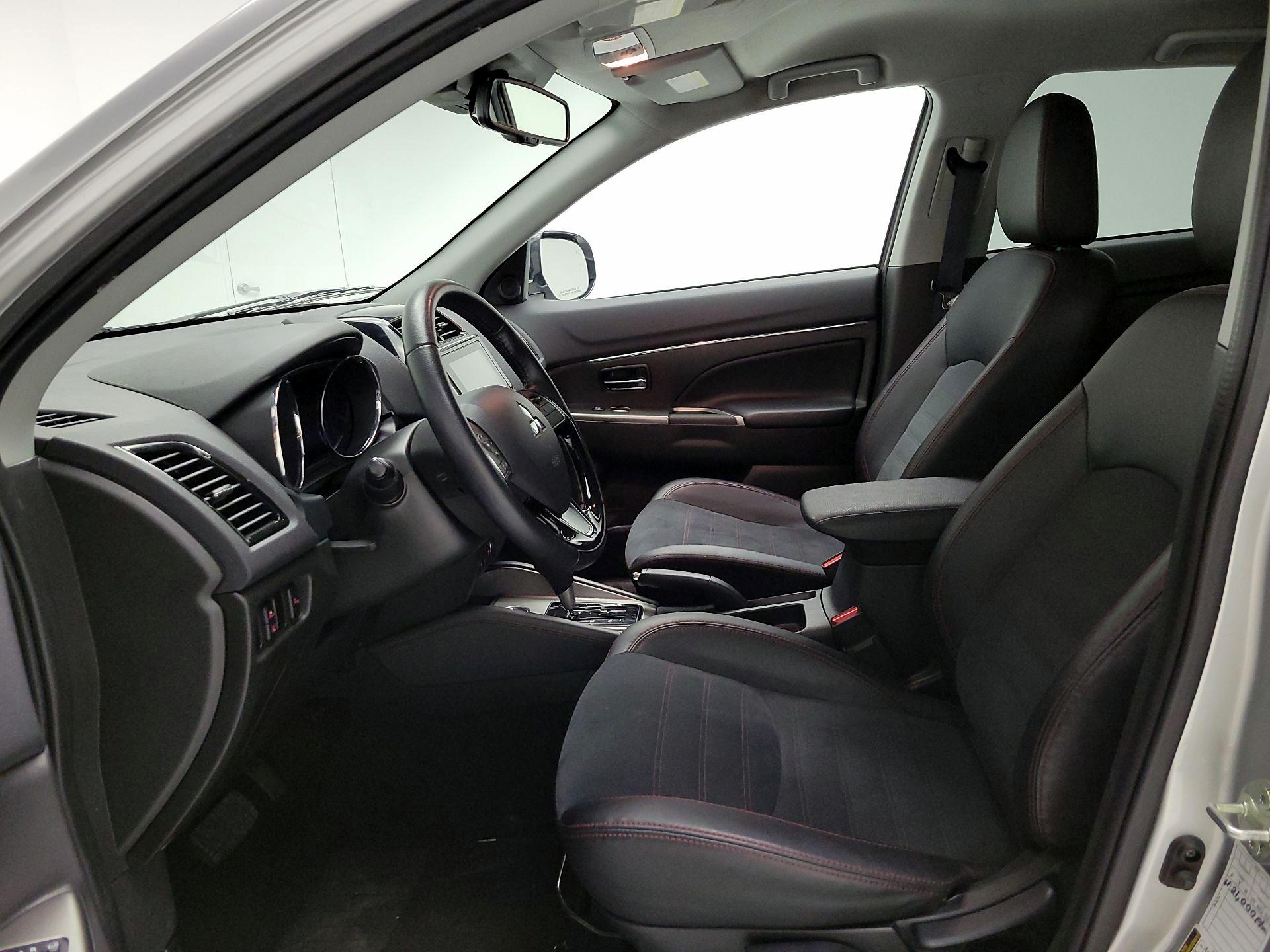 Thumbnail: 2024 Mitsubishi Outlander Sport - 11