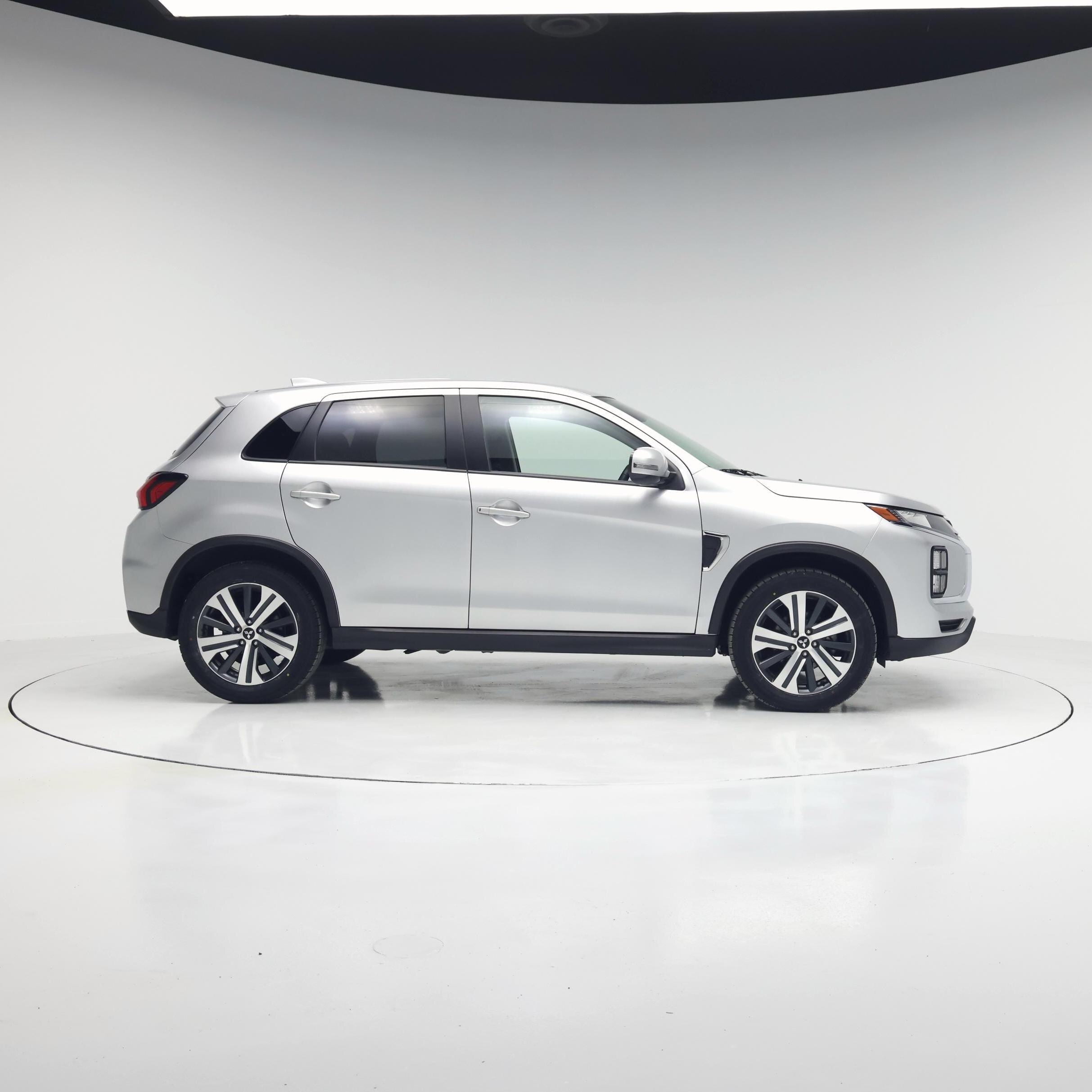 Thumbnail: 2024 Mitsubishi Outlander Sport - 7