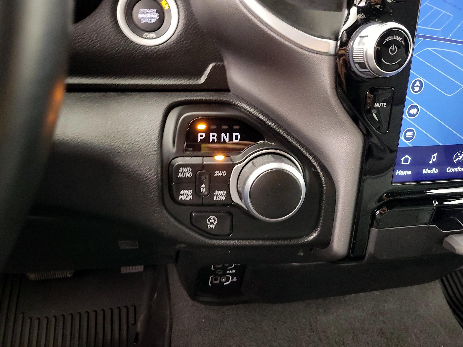 Thumbnail: 2023 RAM 1500 - 18