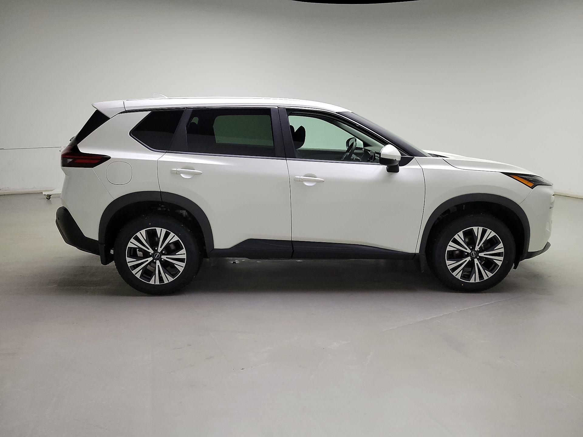 Thumbnail: 2023 Nissan Rogue - 4